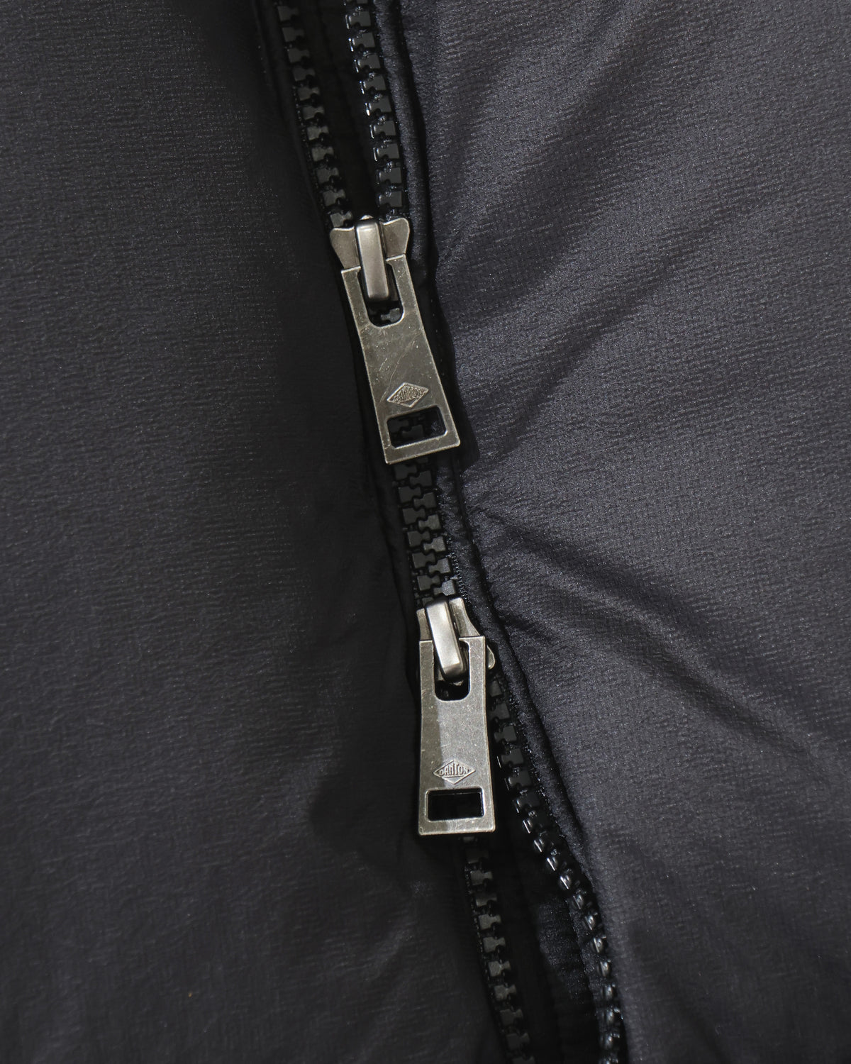 DOWN HOODED JACKET