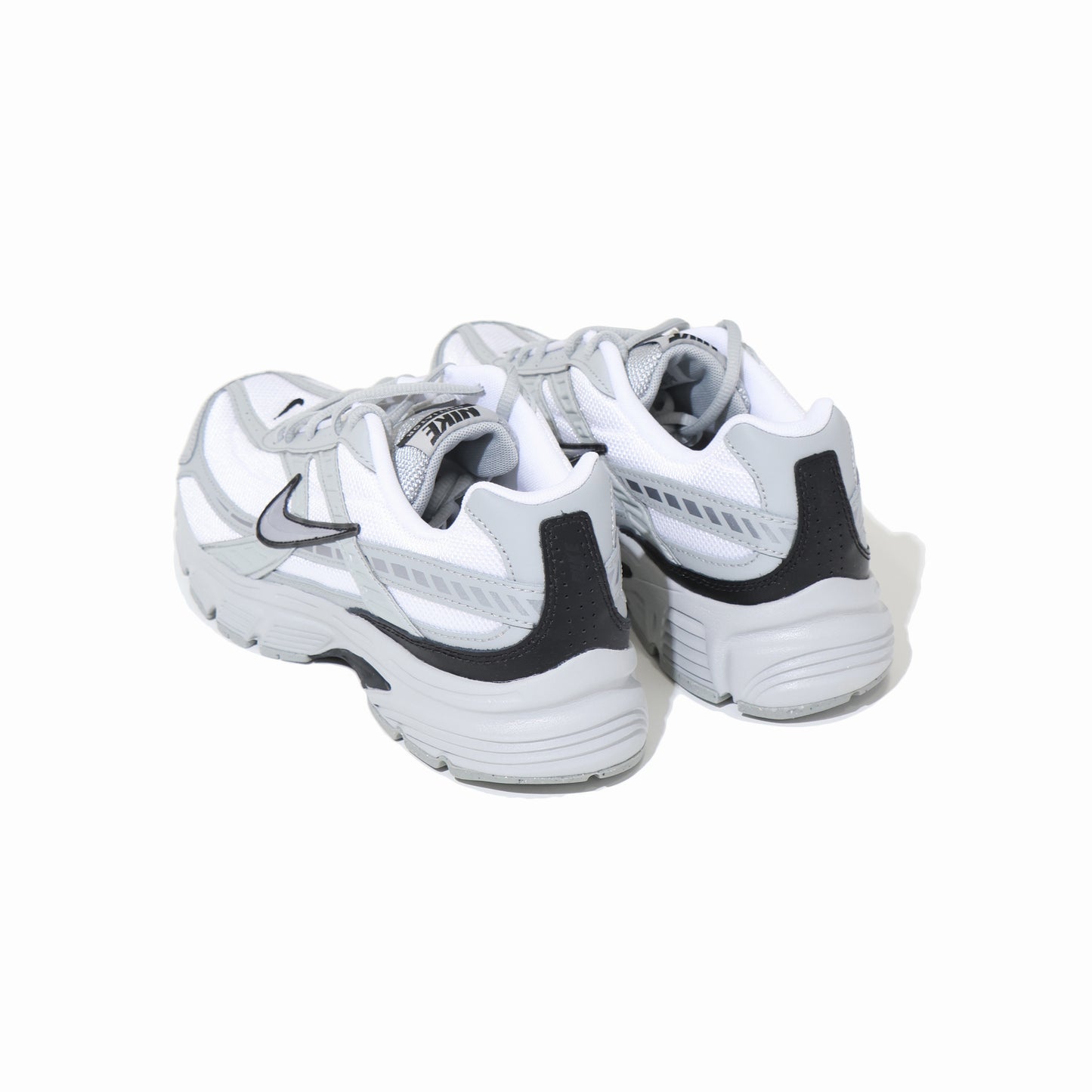 NIKE INITIATOR