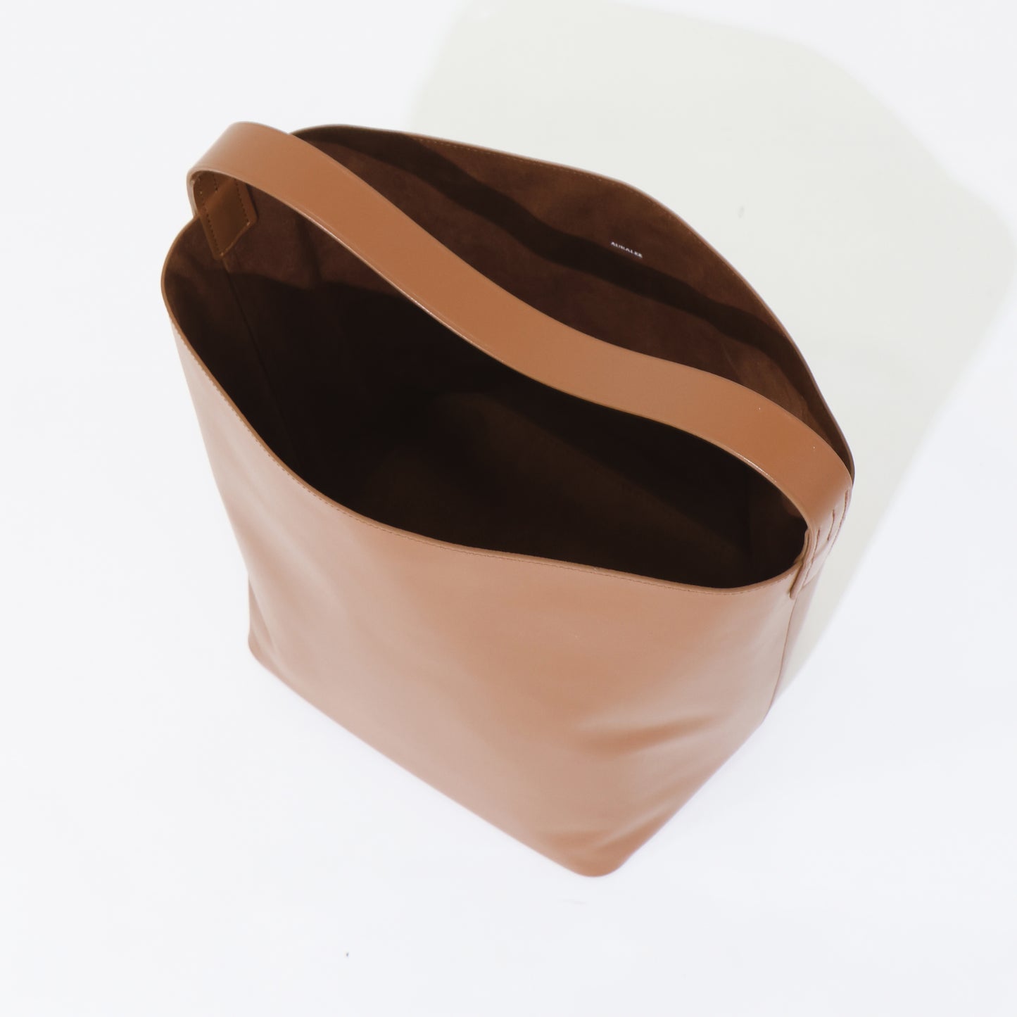 LEATHER TOTE BAG MADE BY AETA