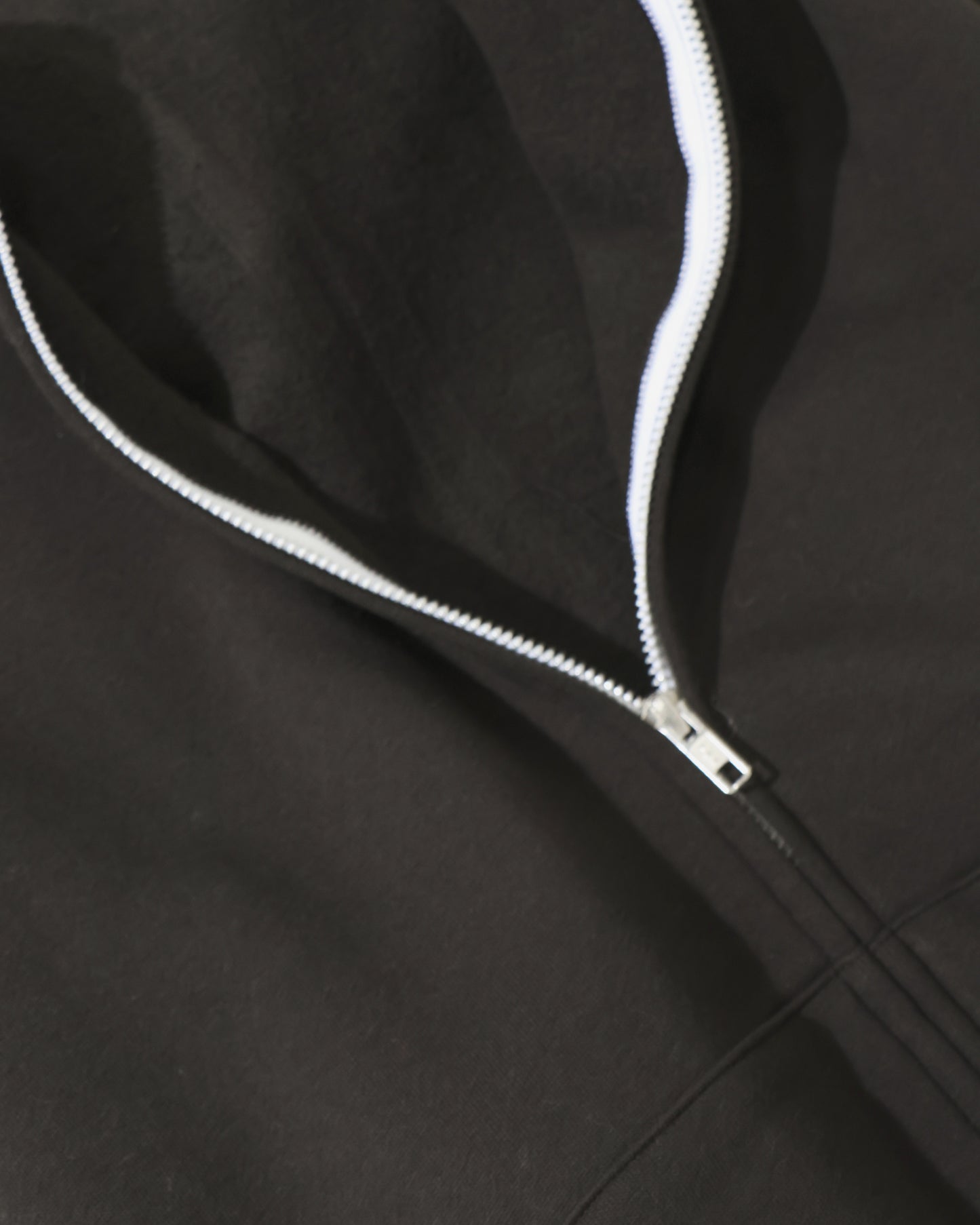 WHITE ZIP HOODIE