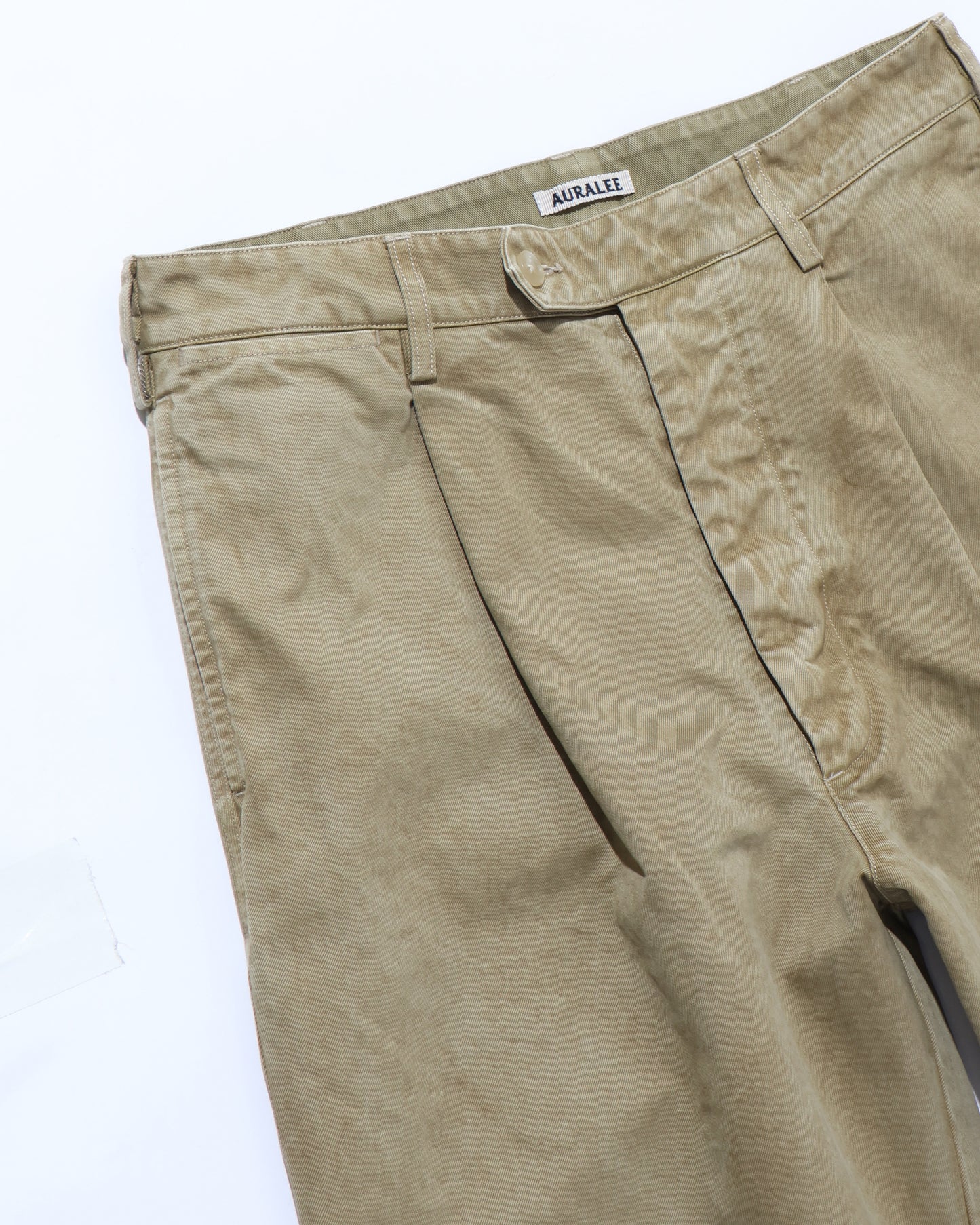 PRODUCT DYED FINX CHINO ONE-TUCK PANTS BEIGE