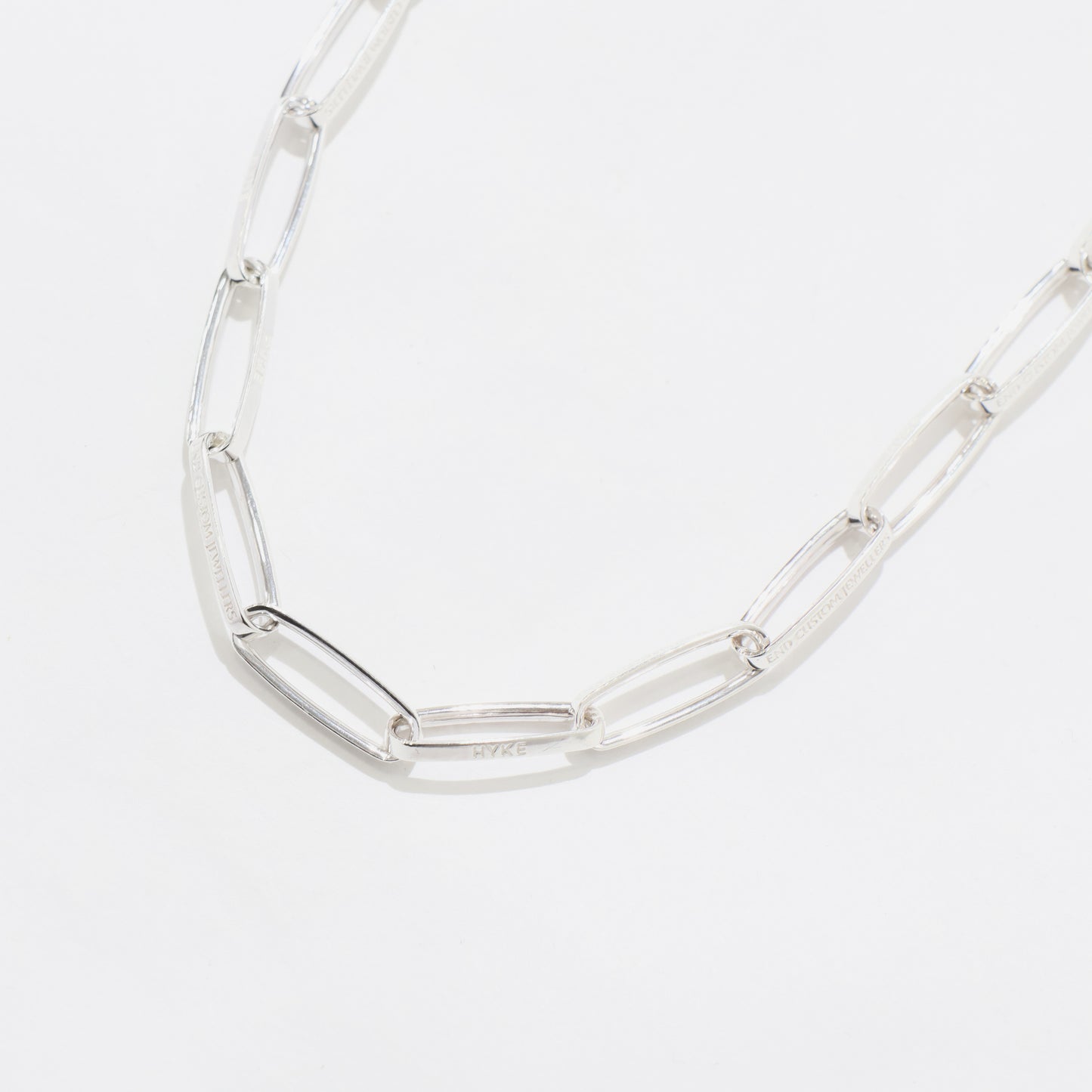 HALF ROUND CHAIN NECKLACE 19377