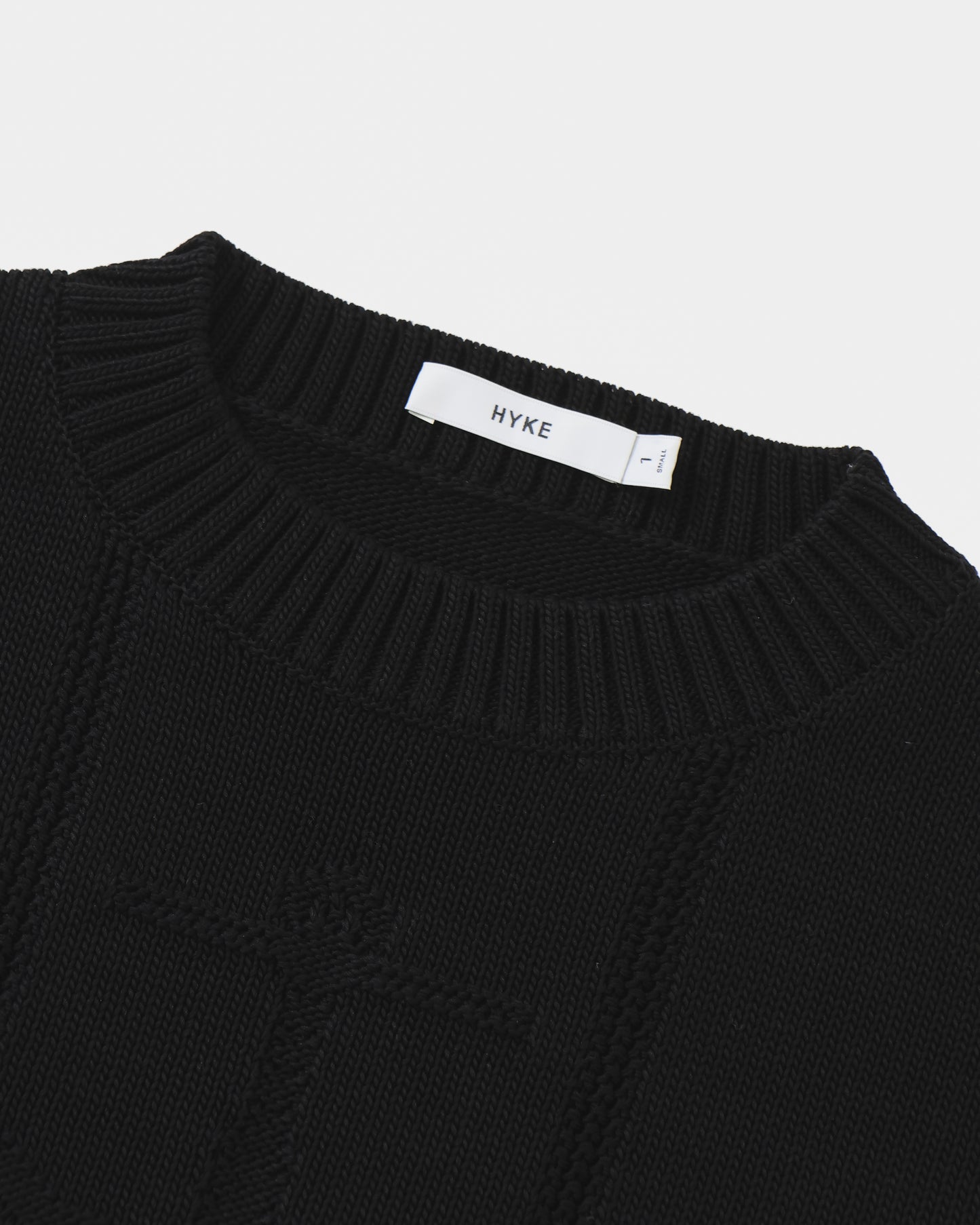 SLEEVELESS PLEATED GUERNSEY KNIT 11424