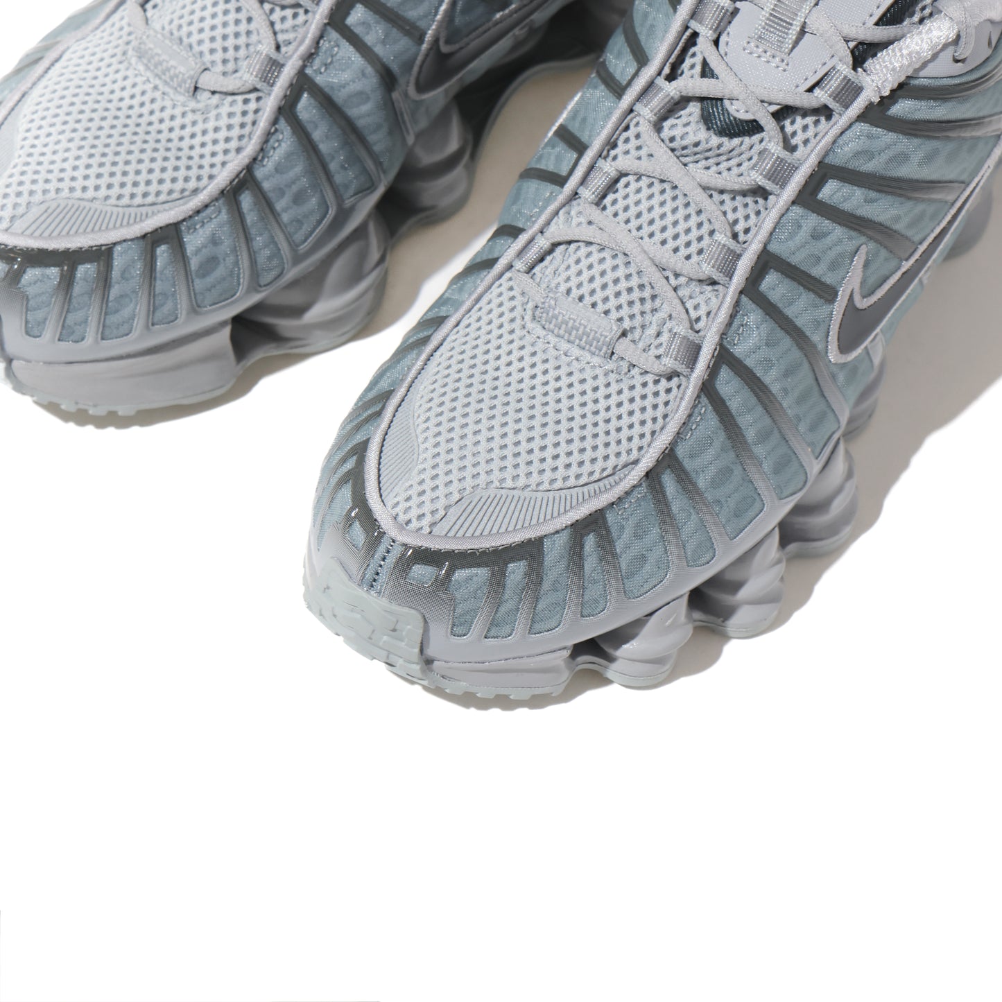 NIKE SHOX TL