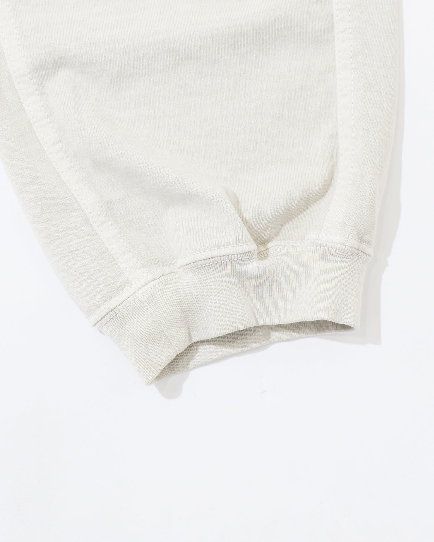 アディクティブパンツ