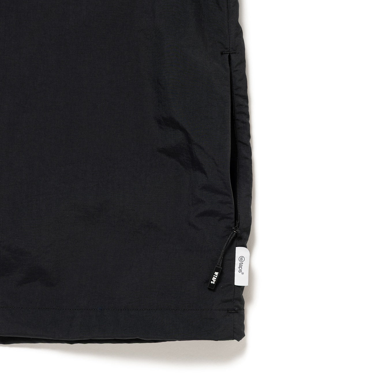 TRACK / JACKET / NYLON. TUSSAH. PERTEX®︎