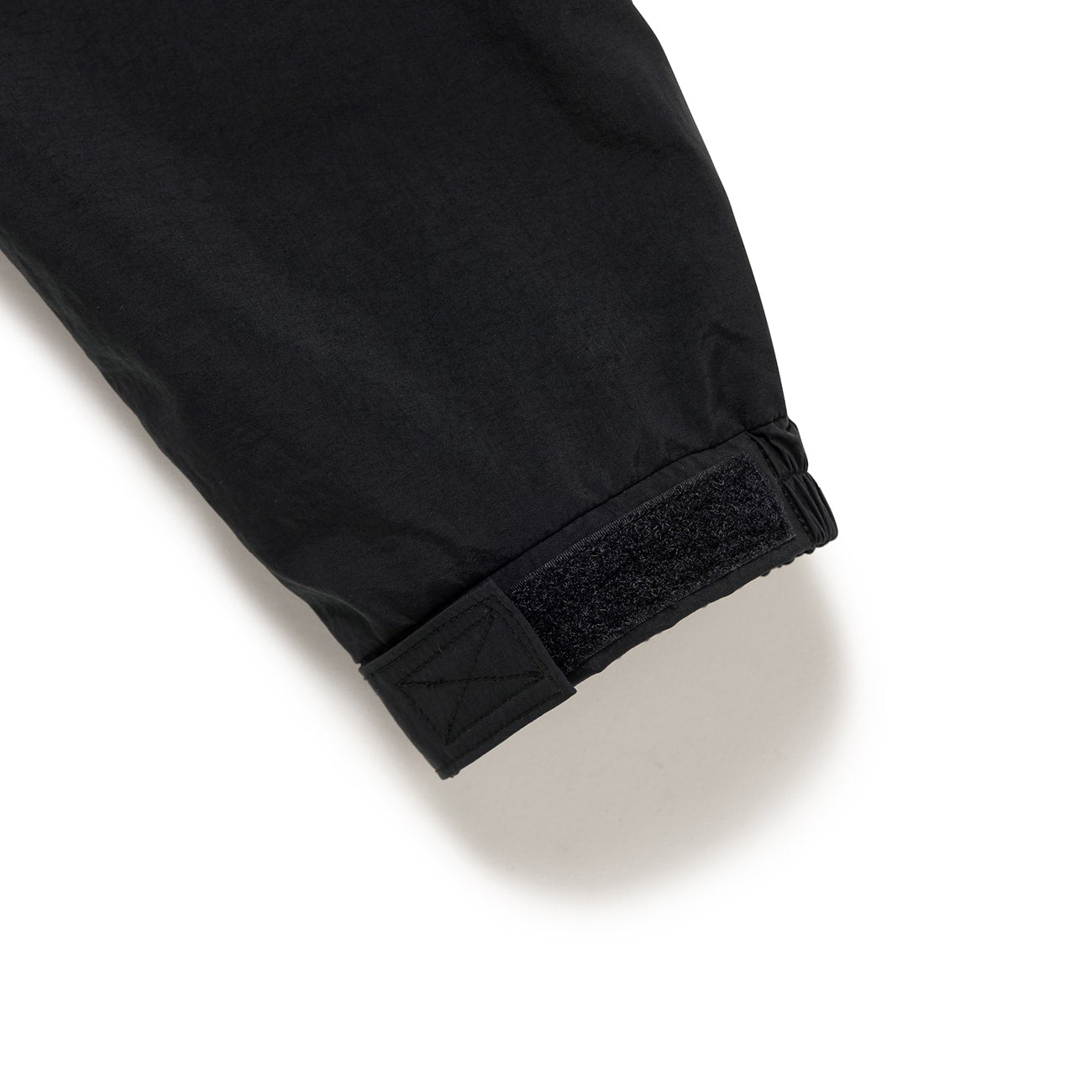 TRACK / JACKET / NYLON. TUSSAH. PERTEX®︎