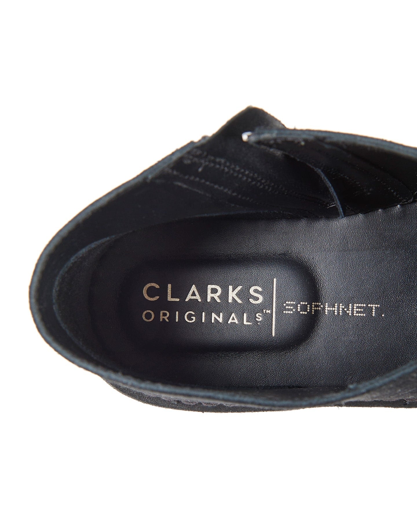 CLARKS DESERT BOOTS*