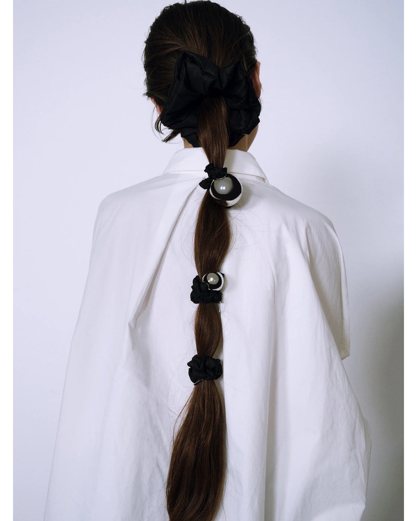 Medium Metal Ball Silk Scrunchie