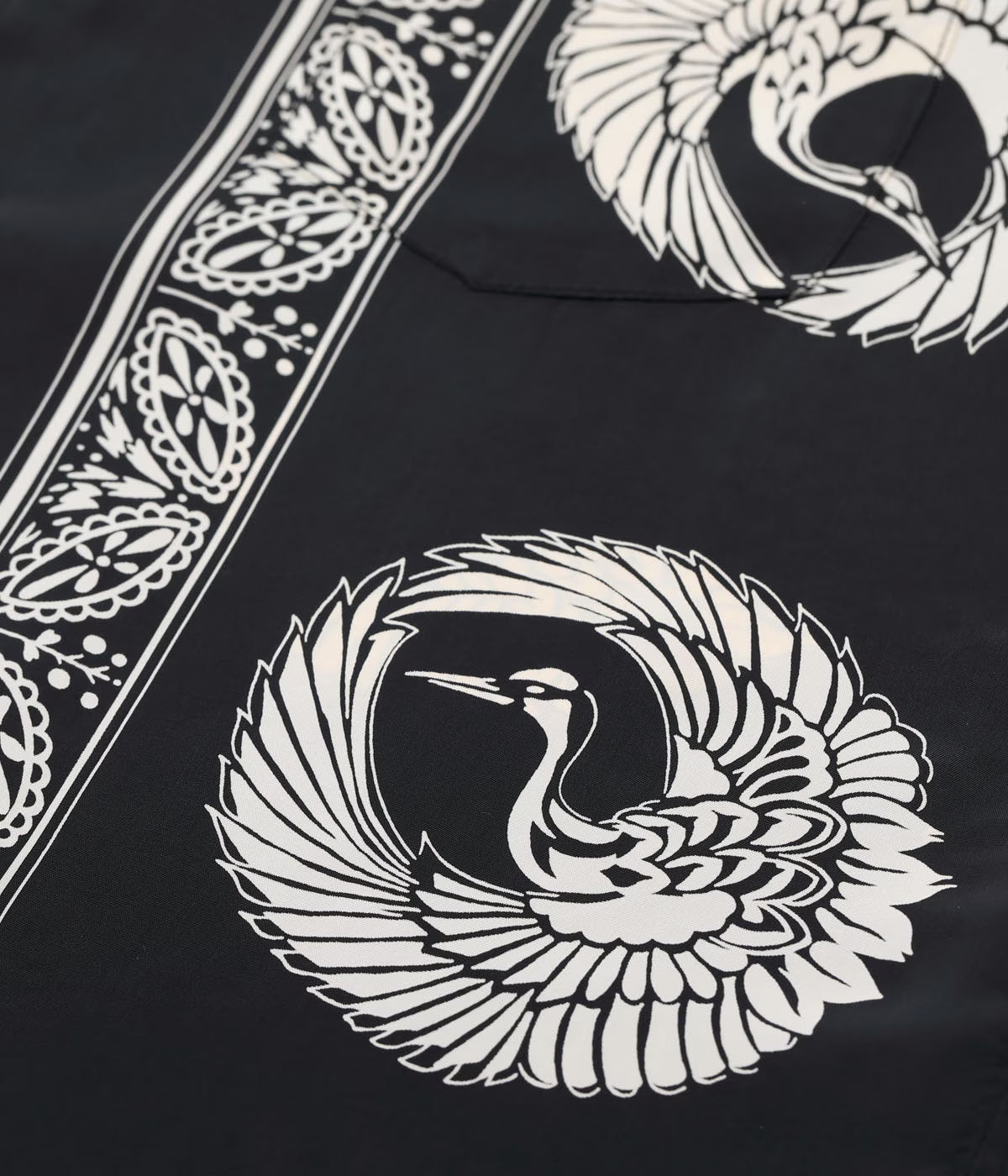 RAYON HAWAIIAN SHIRT “ORIENTAL BORDER” SS39629