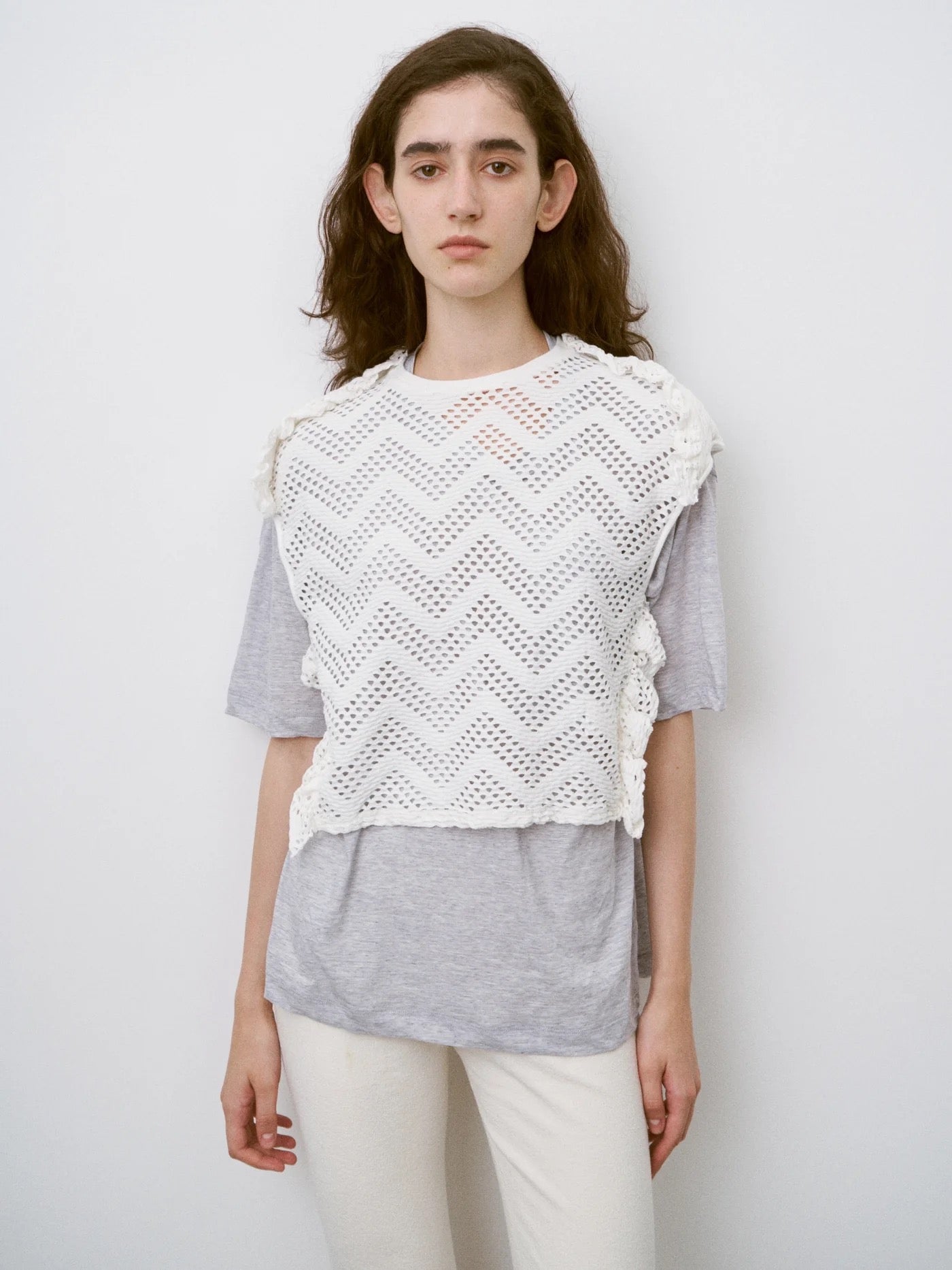 pattern mesh cotton jersey ruffled sleeveless top