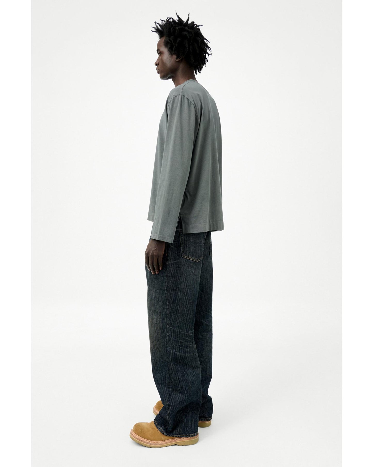 BOX LONGSLEEVE