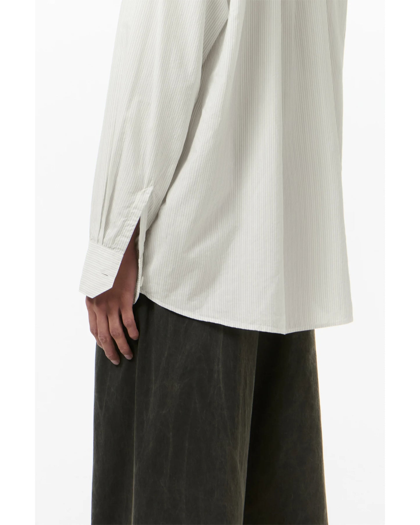 ABOVE SHIRT M2262AI
