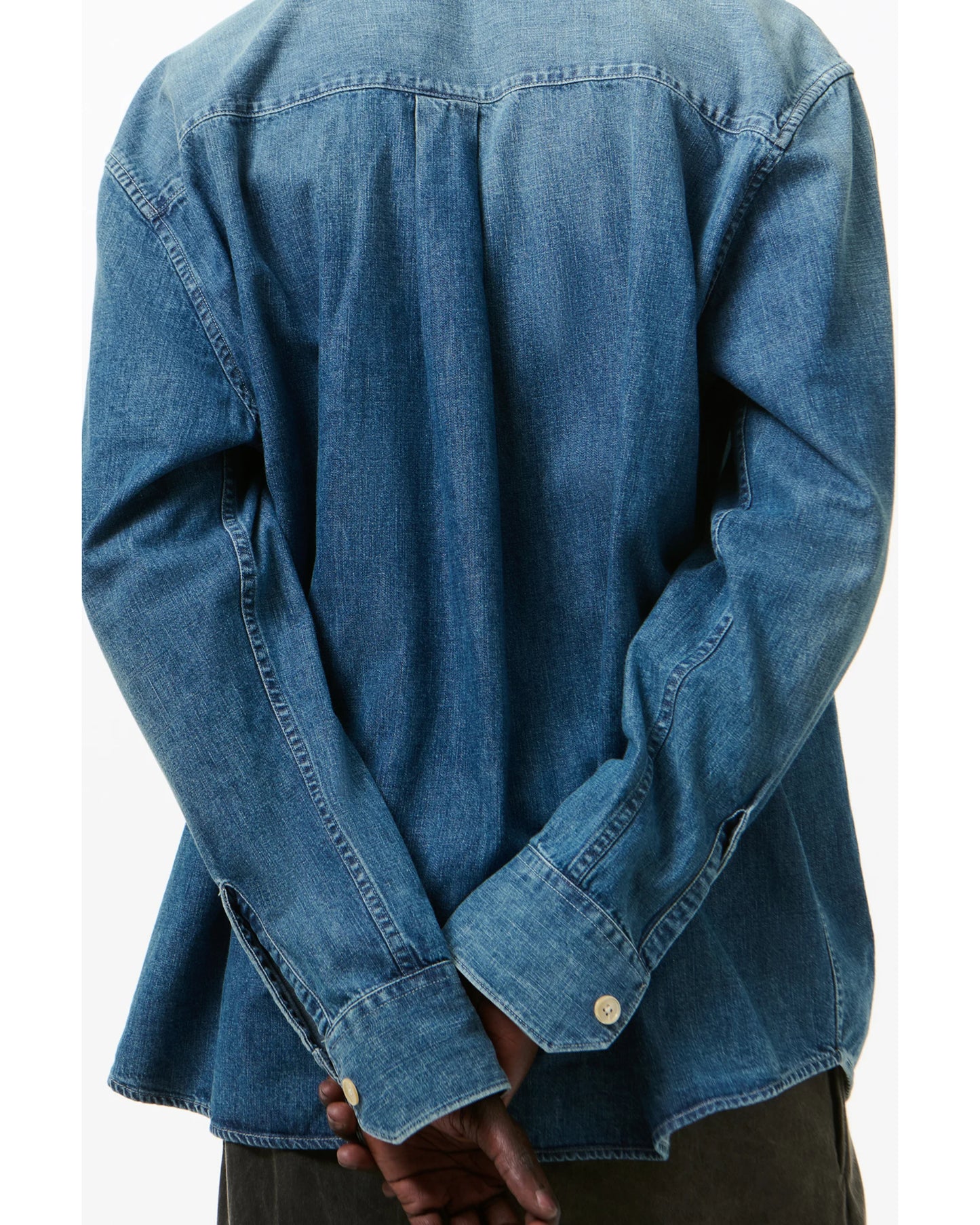 ABOVE SHIRT M2262AW