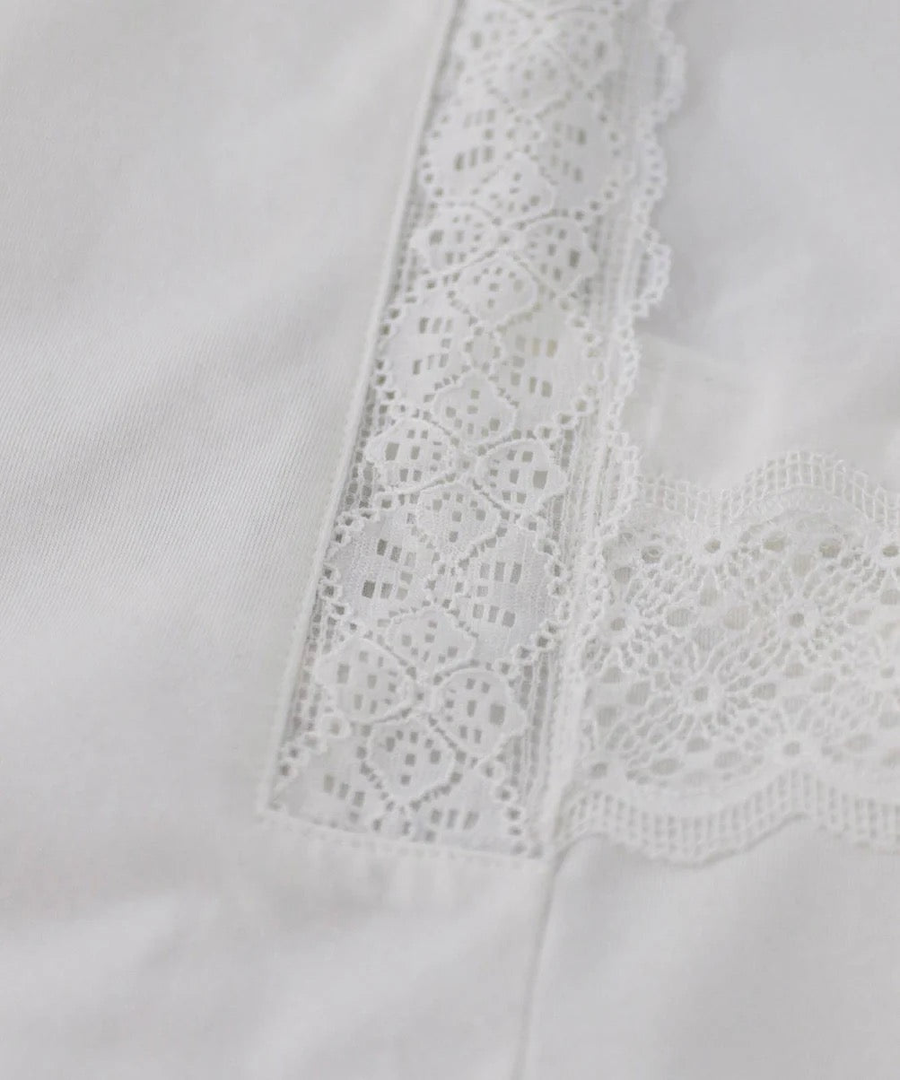 laced handkerchief sleeve cut-sew