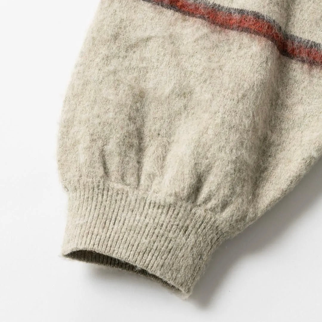 BORDER KNIT SWEATER