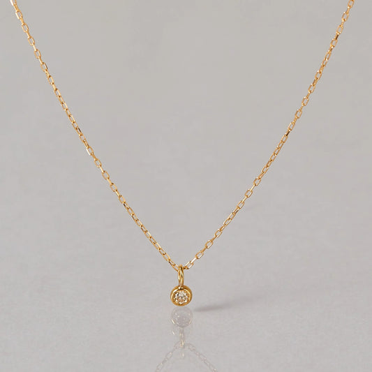 K18 diamond necklace