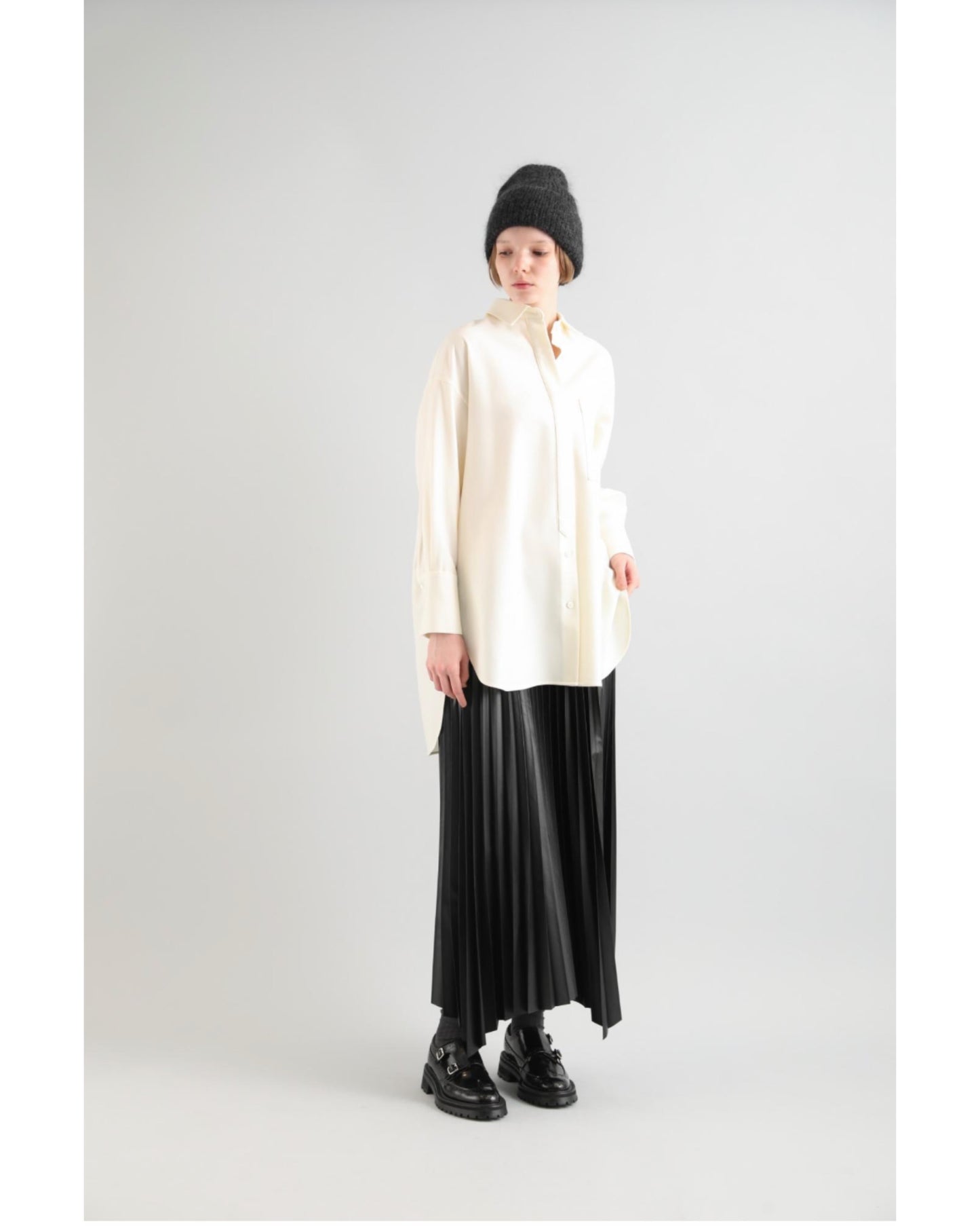 SYNTHETIC LEATHER PLEATS SKIRT