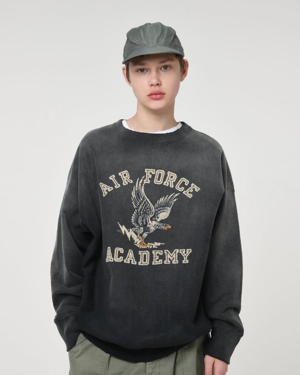 U.S. AIR FORCE EAGLE SWEATSHIRT AGED