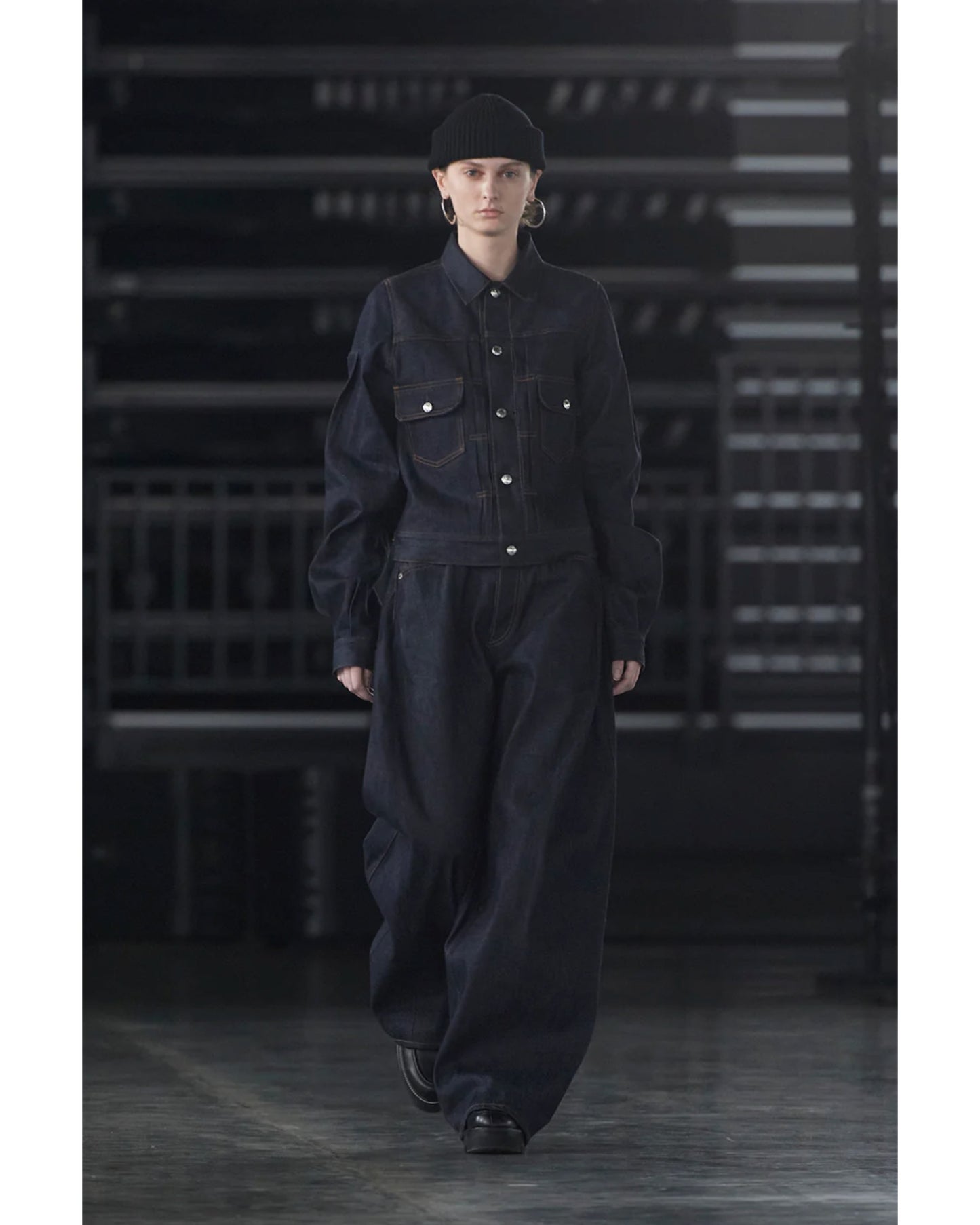 DENIM BARREL-LEG JEANS 13352