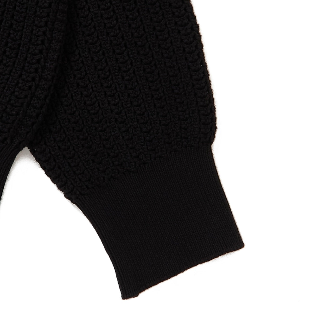 STRING KNIT PULLOVER