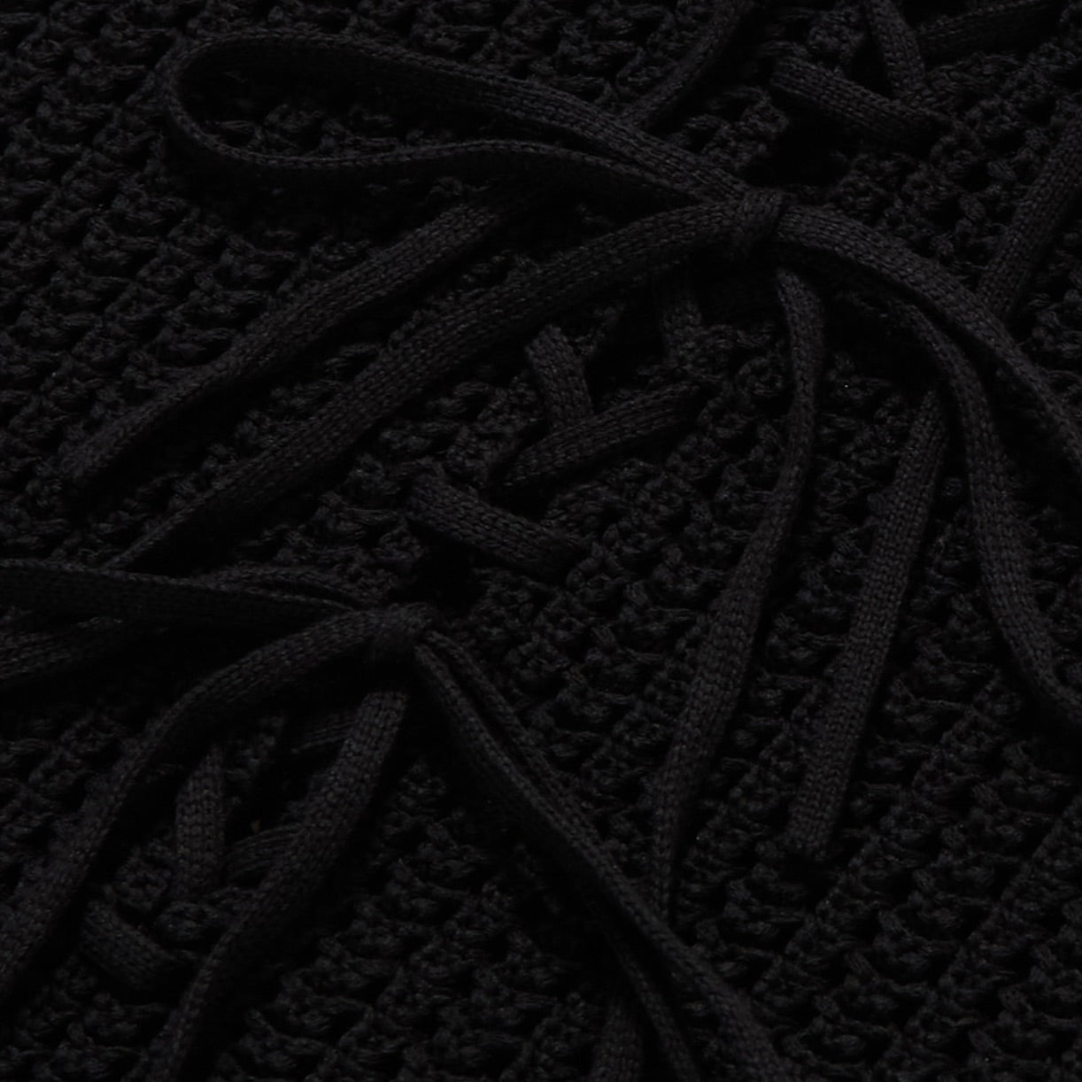STRING KNIT PULLOVER