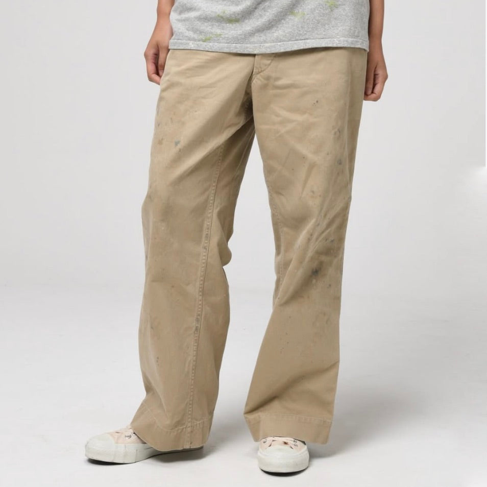 41 KHAKI TROUSERS AGED