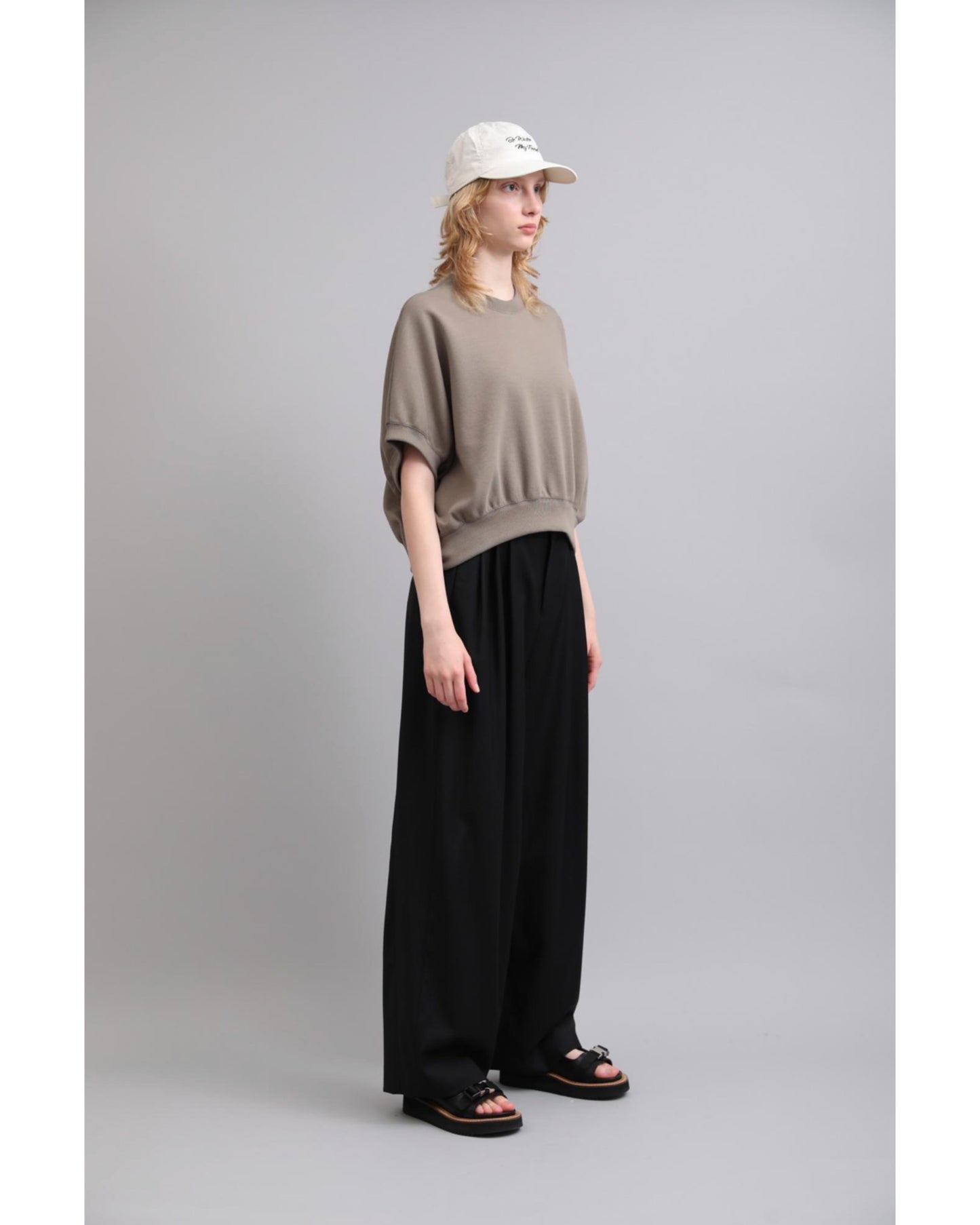 DOUBLE KNITTED CLOTH TOP