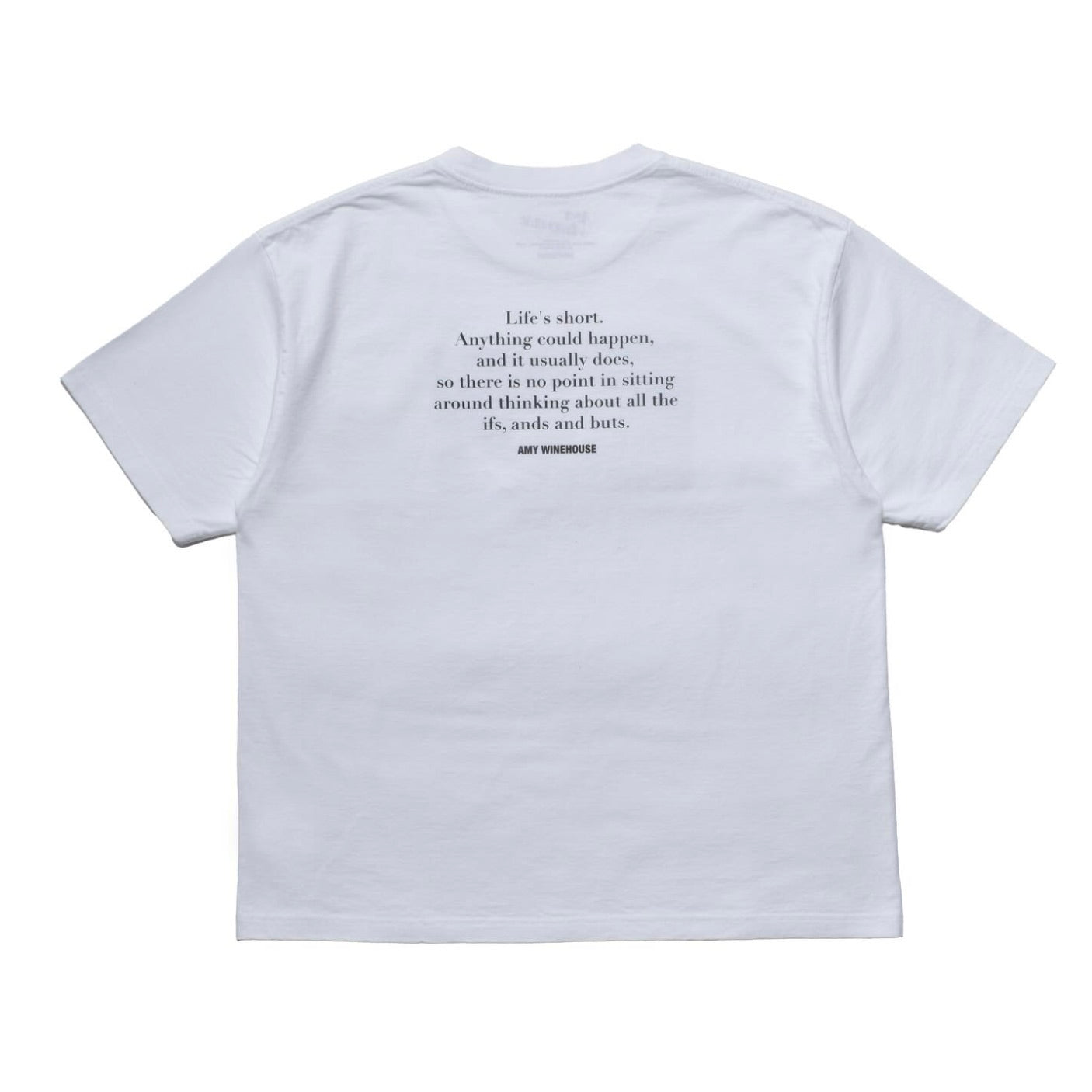Amy Winehouse "Lean On A Car" Photo S/S Tee