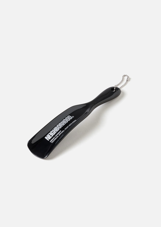 SHOEHORN