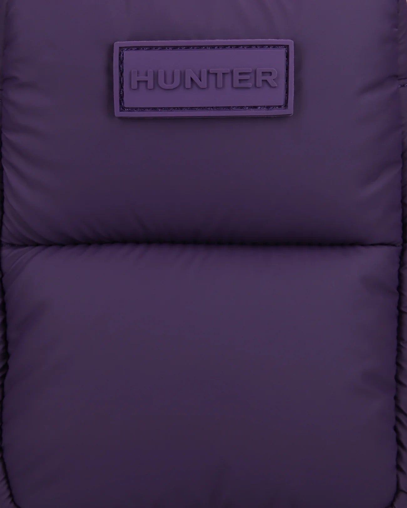 イントレピッド エクストラ パフド フォンポーチ