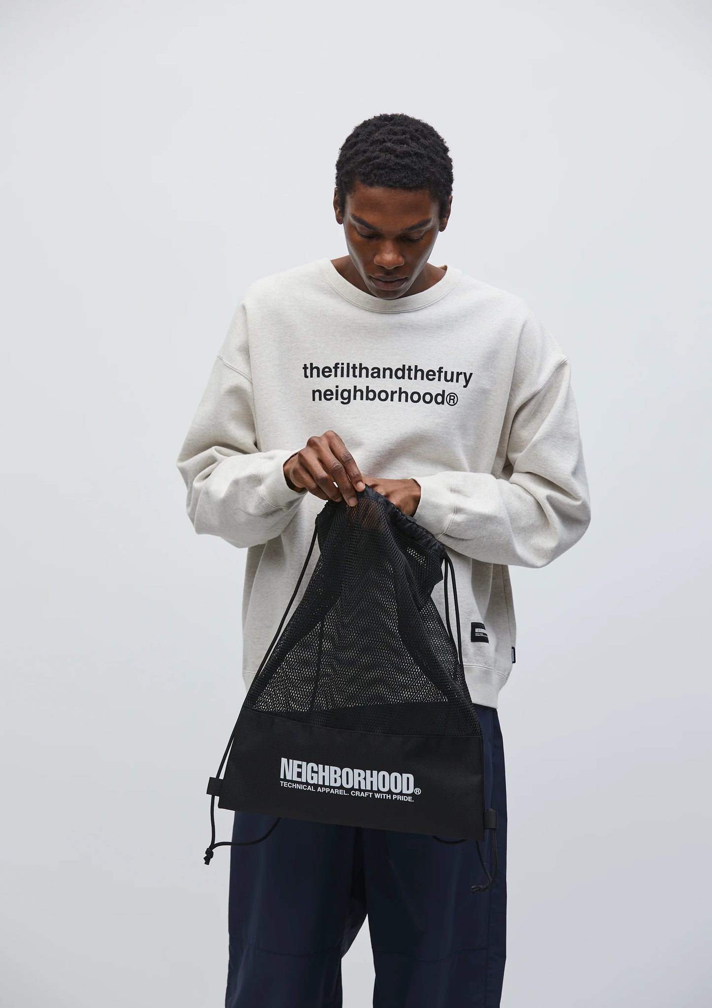 MESH DRAWSTRING TOTE BAG