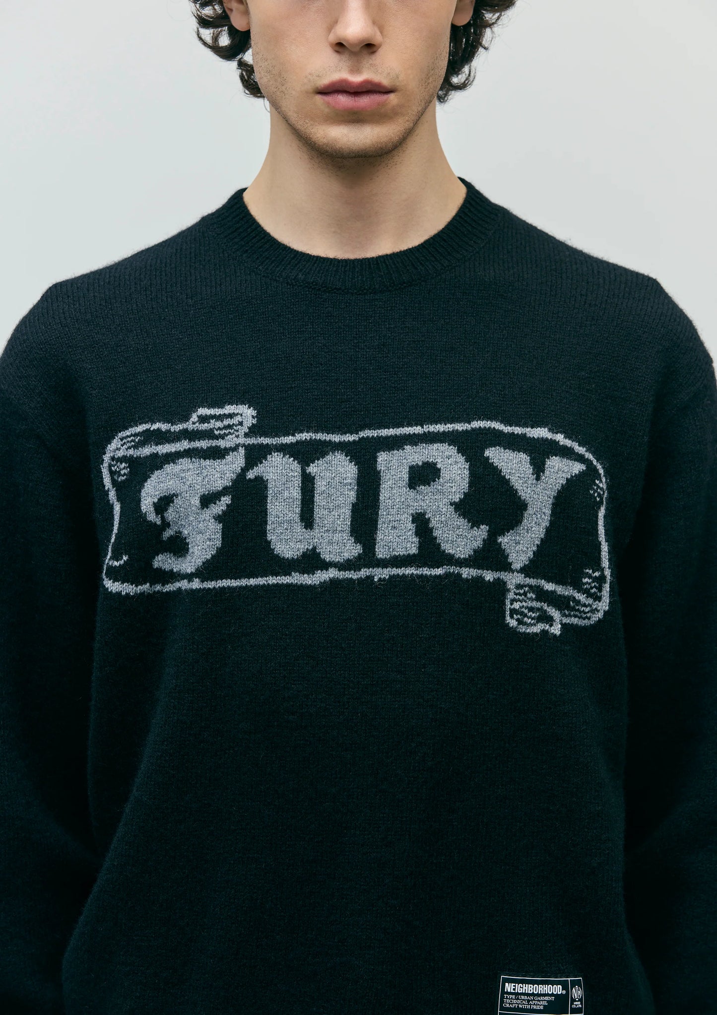 INTARSIA CREWNECK SWEATER