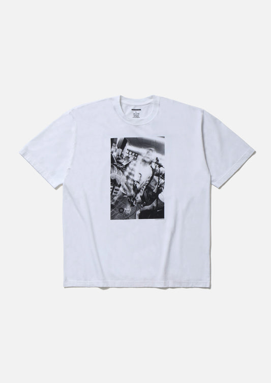 NH × CHARLES PETERSON. TEE SS-5