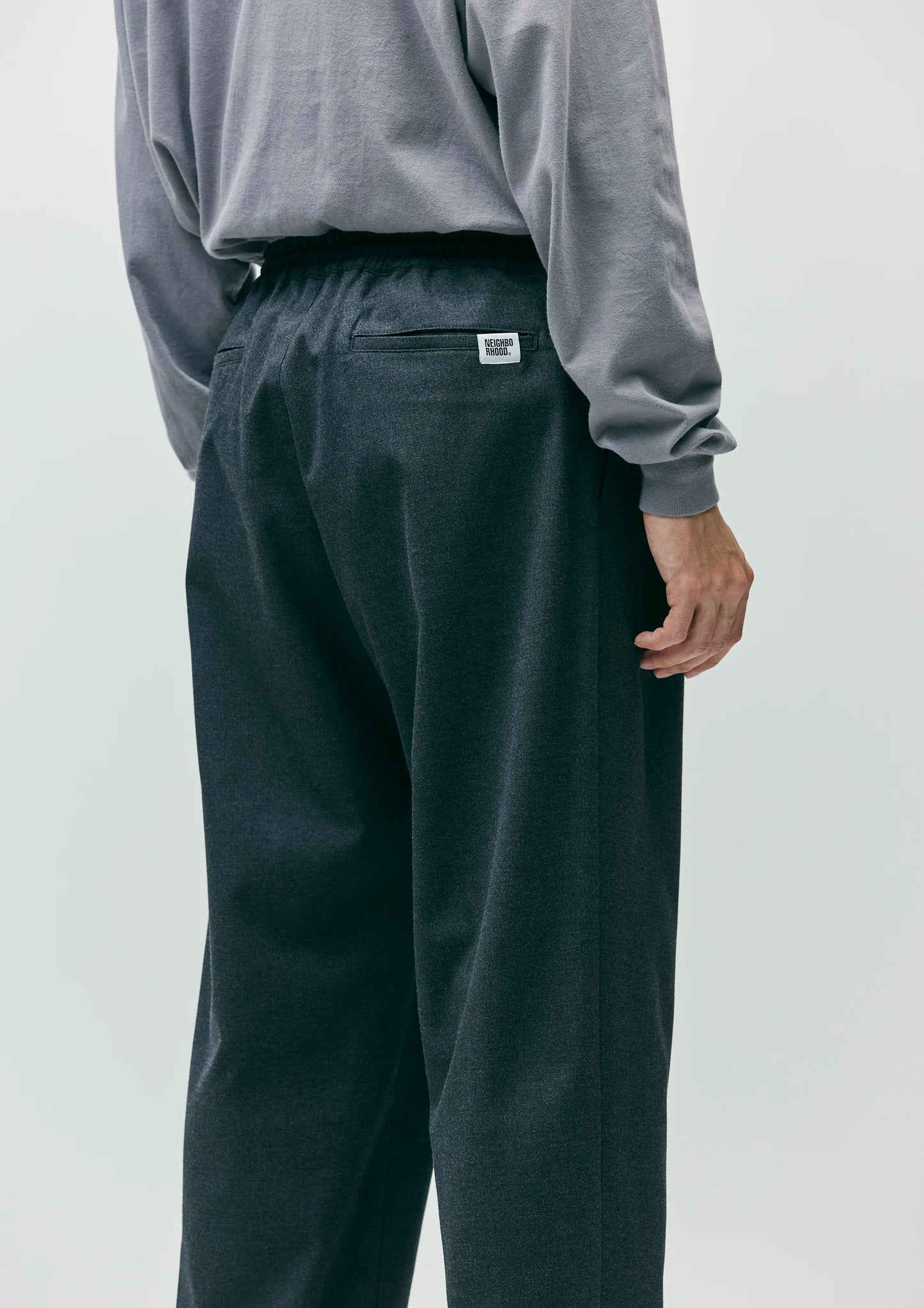 BAGGY SILHOUETTE EASY PANTS