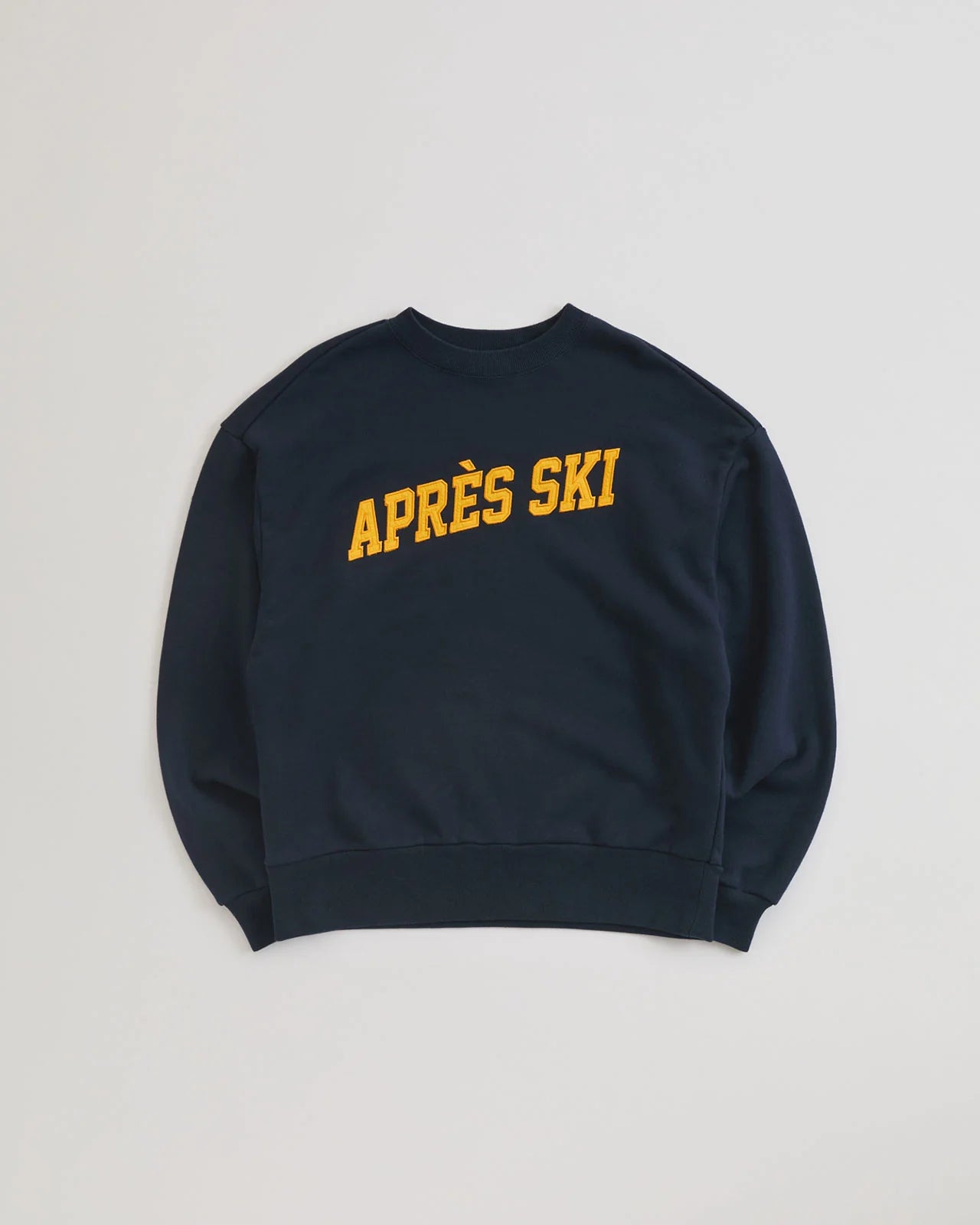 APRES SKI SWEATERSHIRT