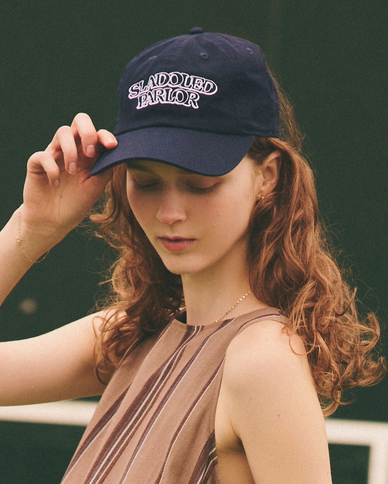 SLADOLED PARLOR CAP
