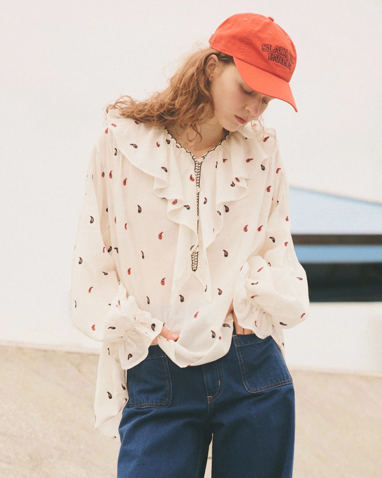 SLADOLED PARLOR CAP