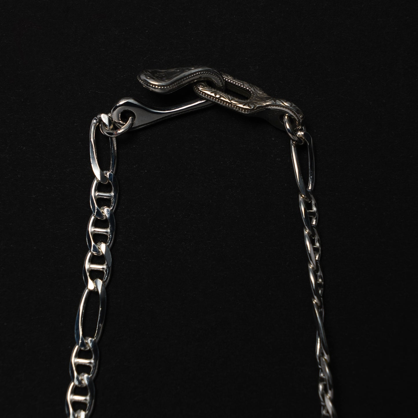 Stud Link Figaro Chain