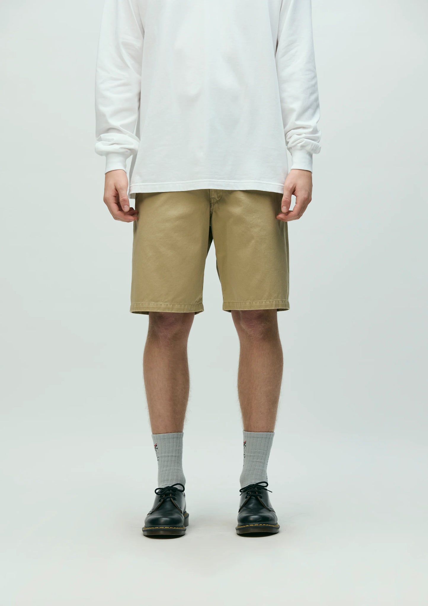 CLASSIC CHINO SHORT PANTS