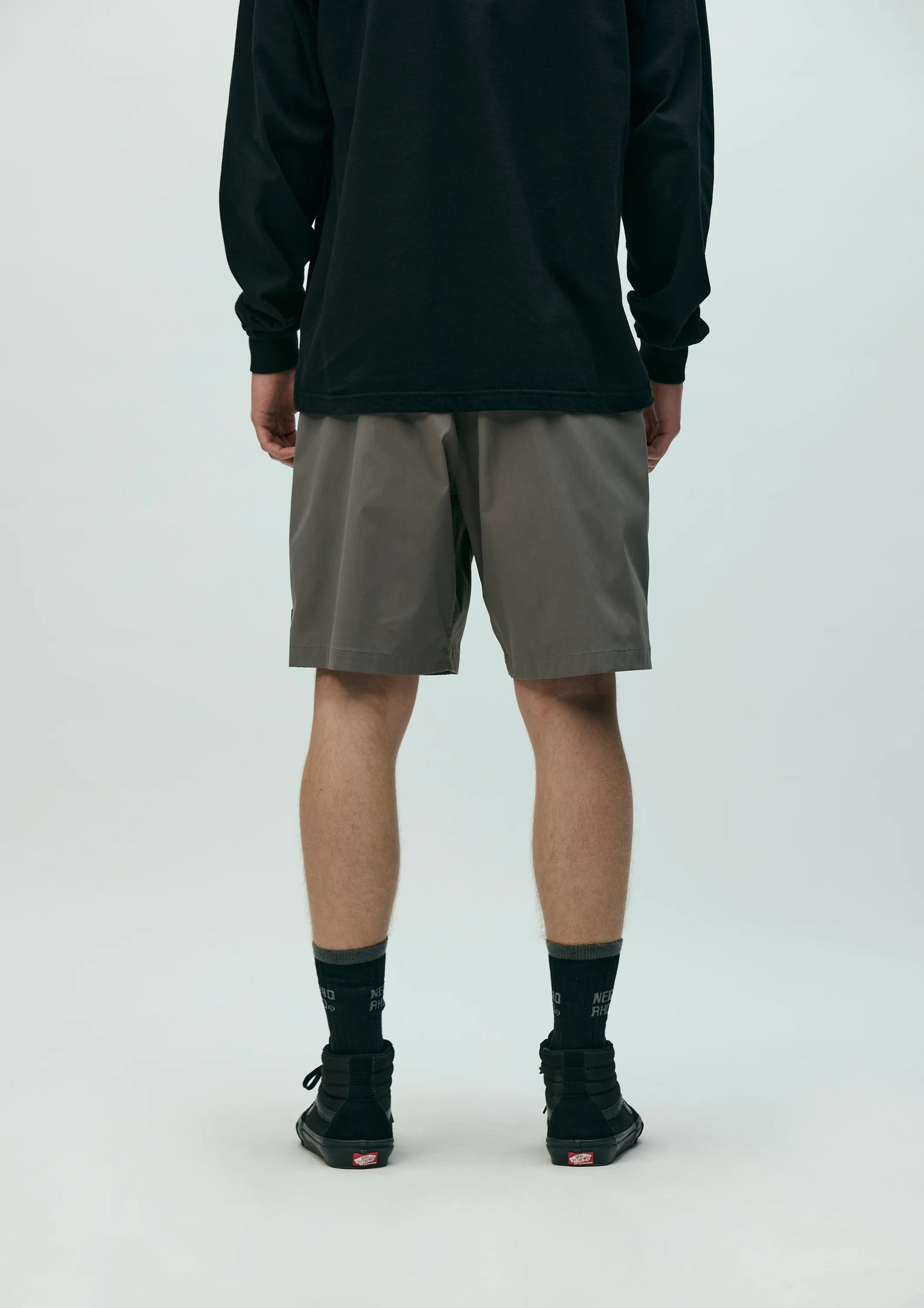 MULTIFUNCTIONAL SHORT PANTS