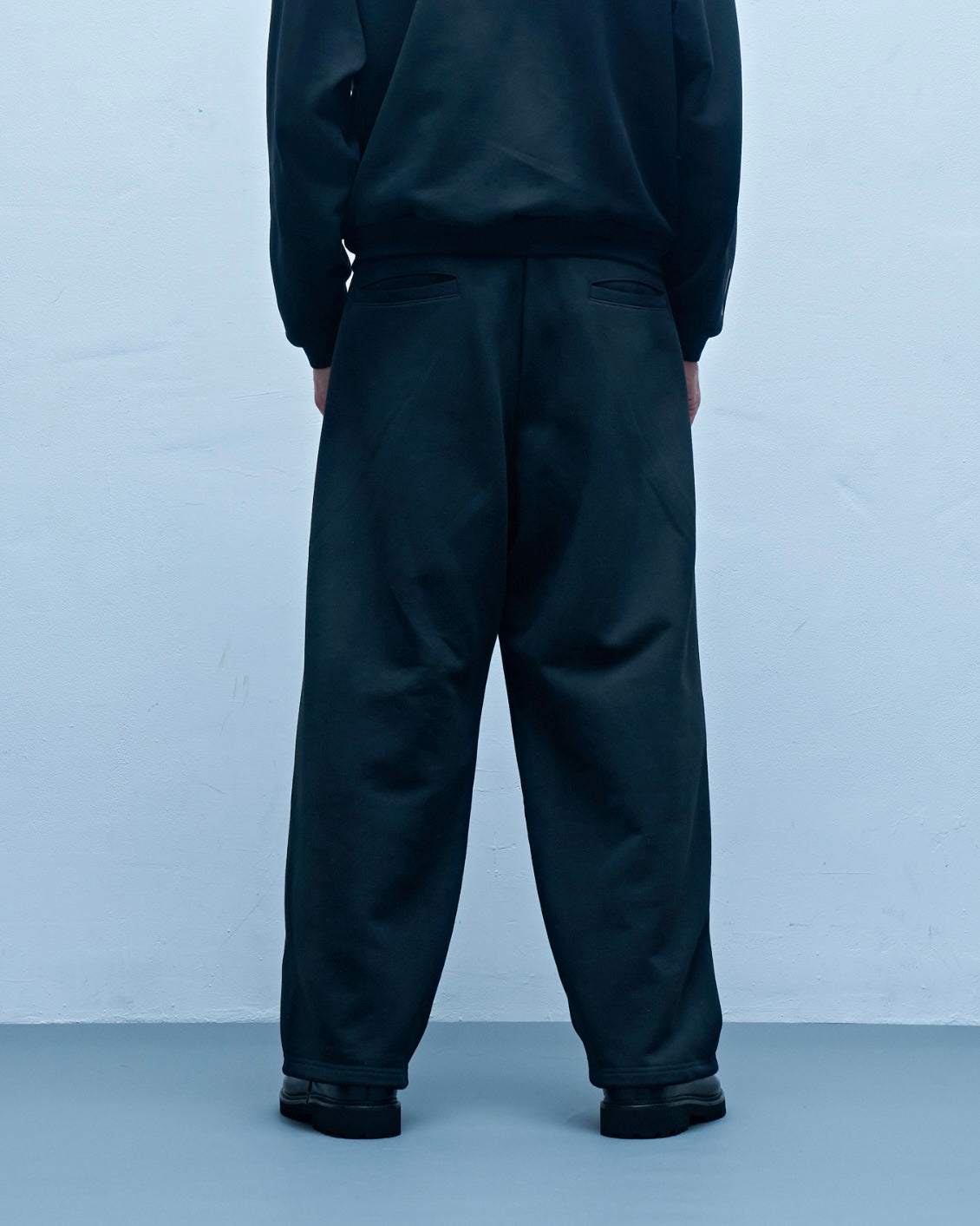 BARREL LEG SWEAT TROUSERS