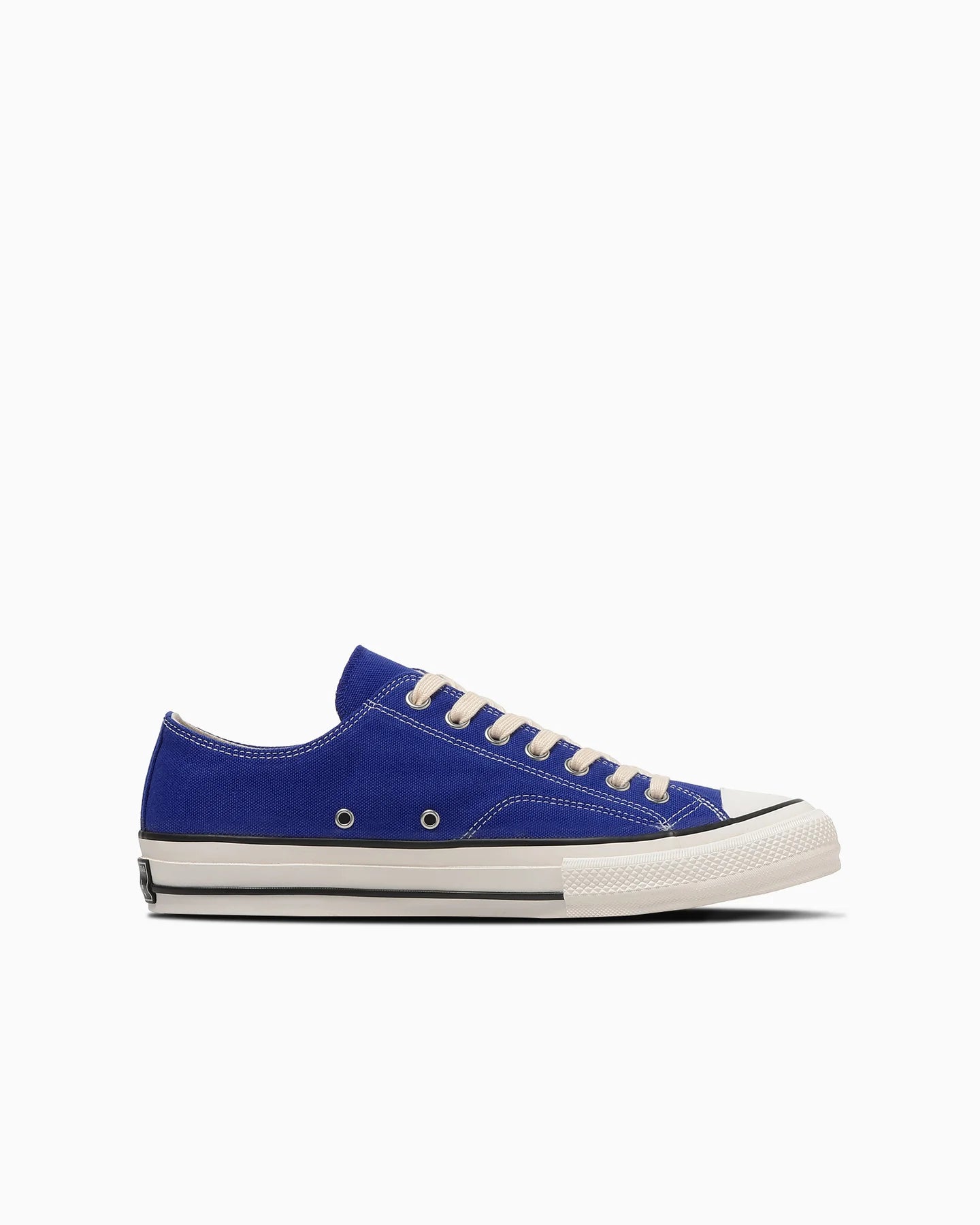 CHUCK TAYLOR®︎ CANVAS OX