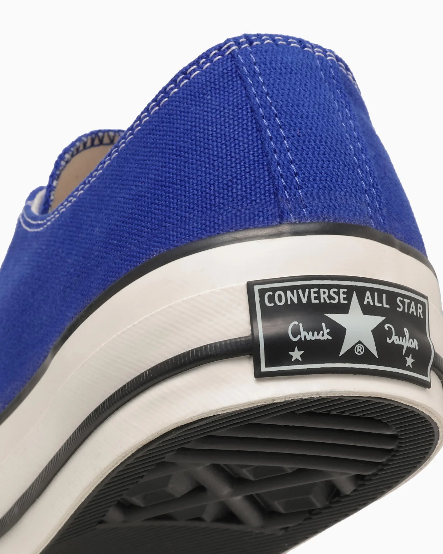 CHUCK TAYLOR®︎ CANVAS OX