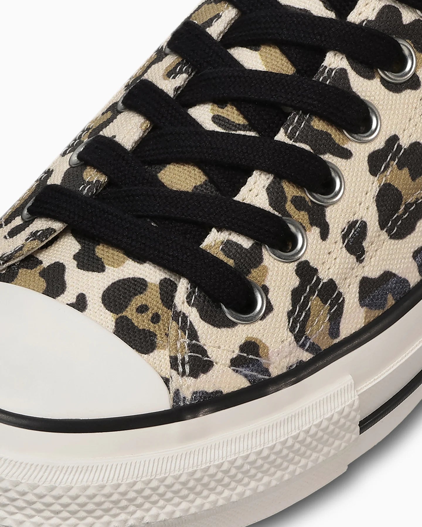 CHUCK TAYLOR®︎ MATERIAL OX