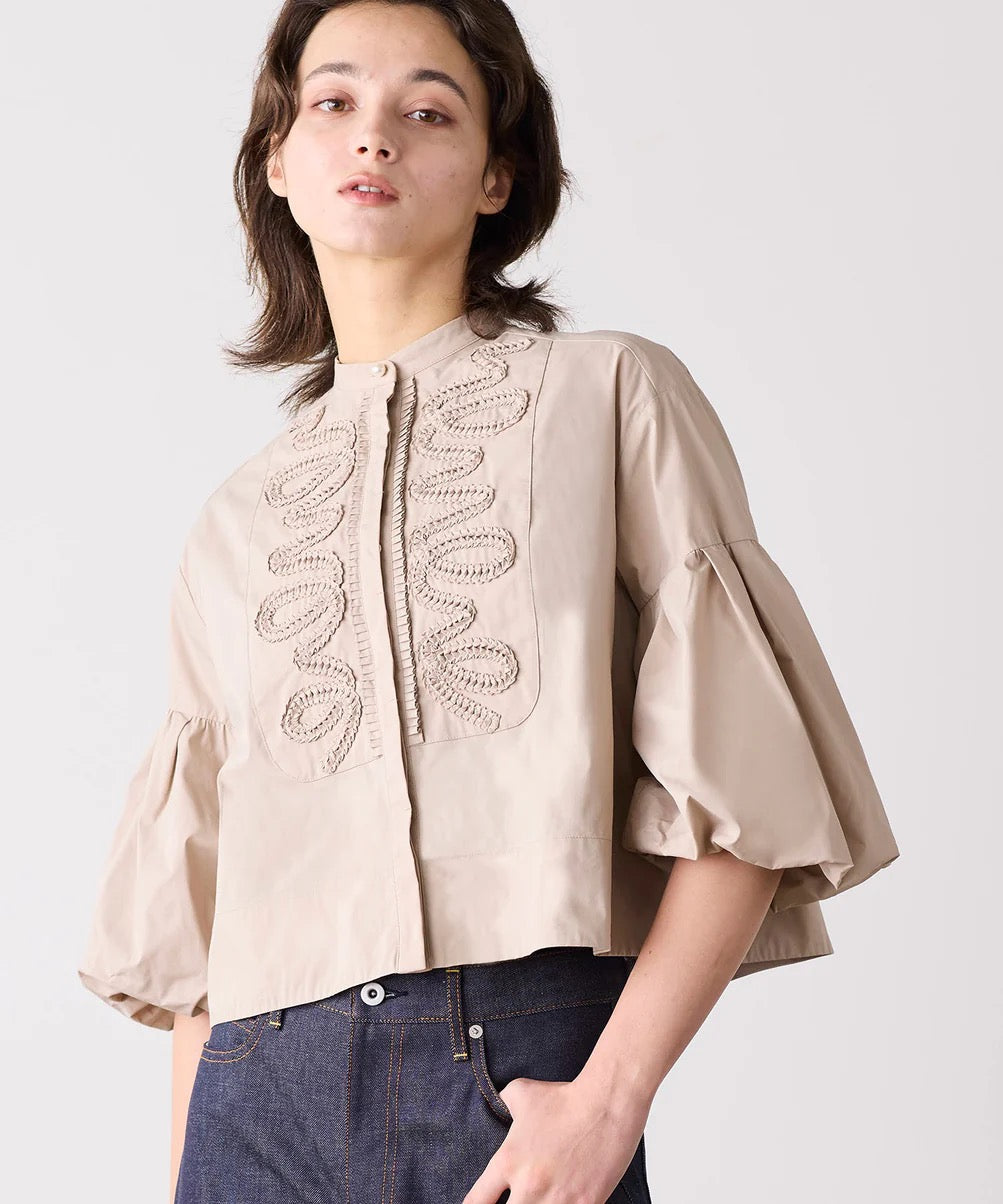 diamond tuck embroidery blouse