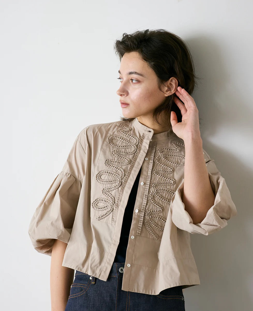 diamond tuck embroidery blouse