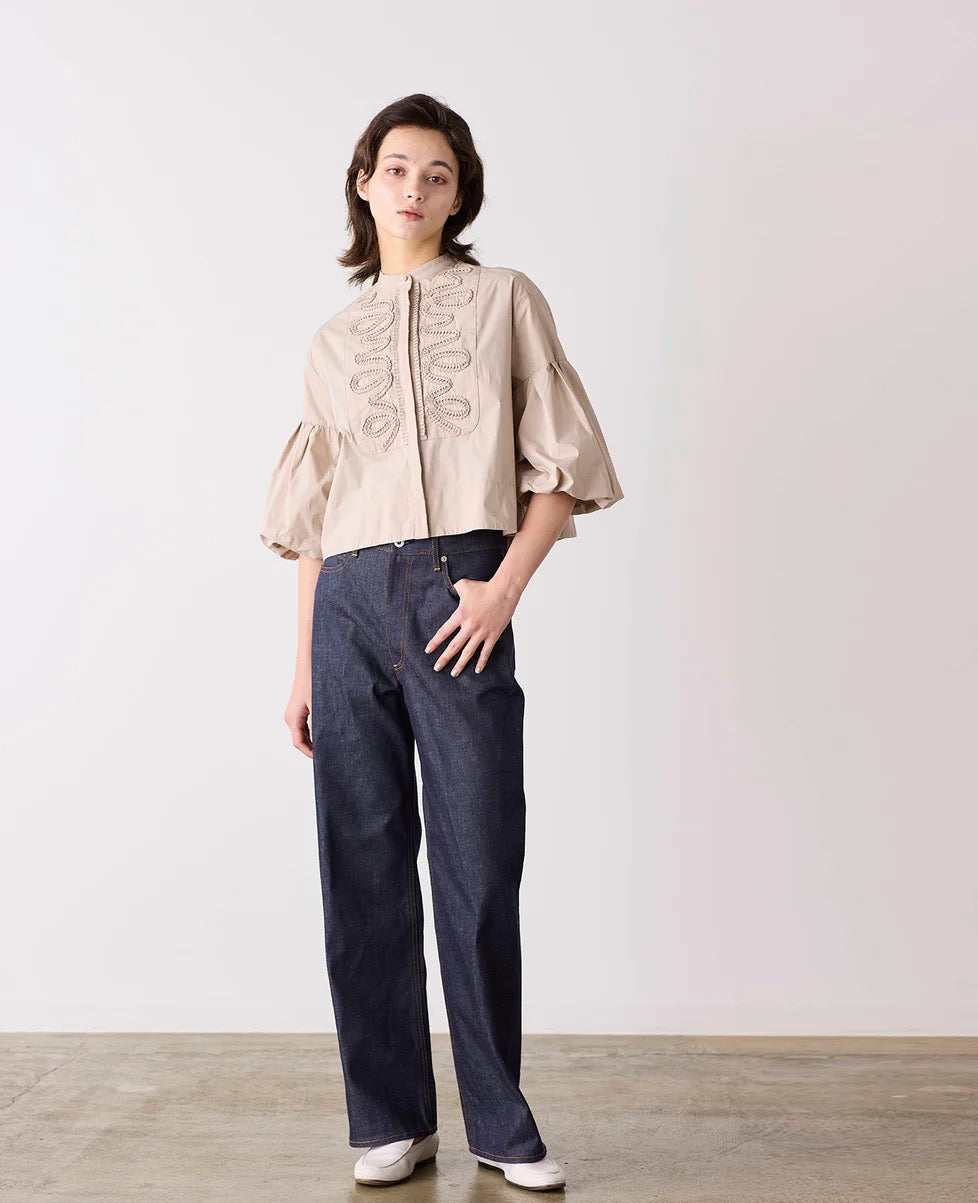 diamond tuck embroidery blouse