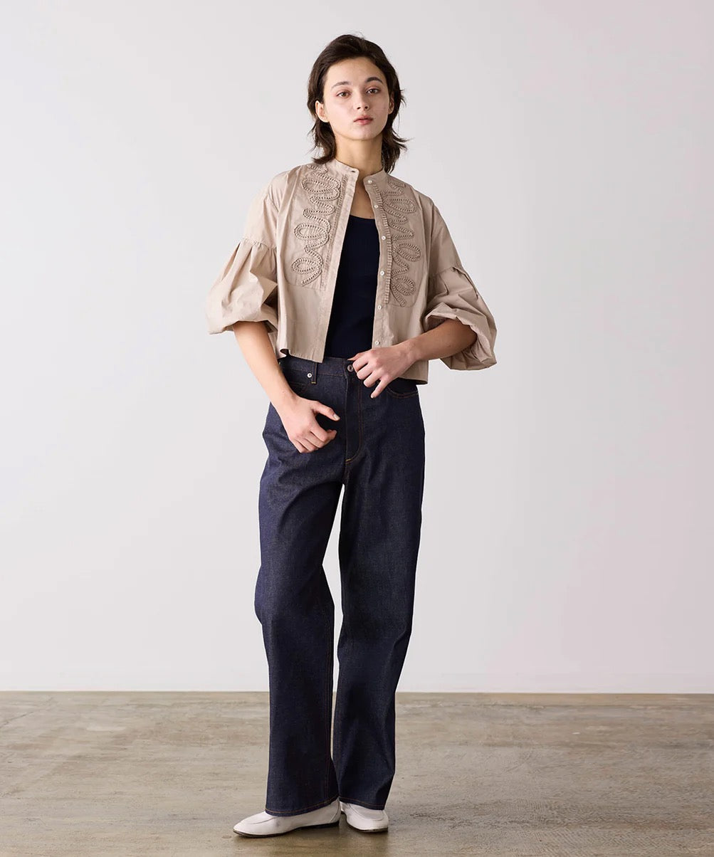 diamond tuck embroidery blouse