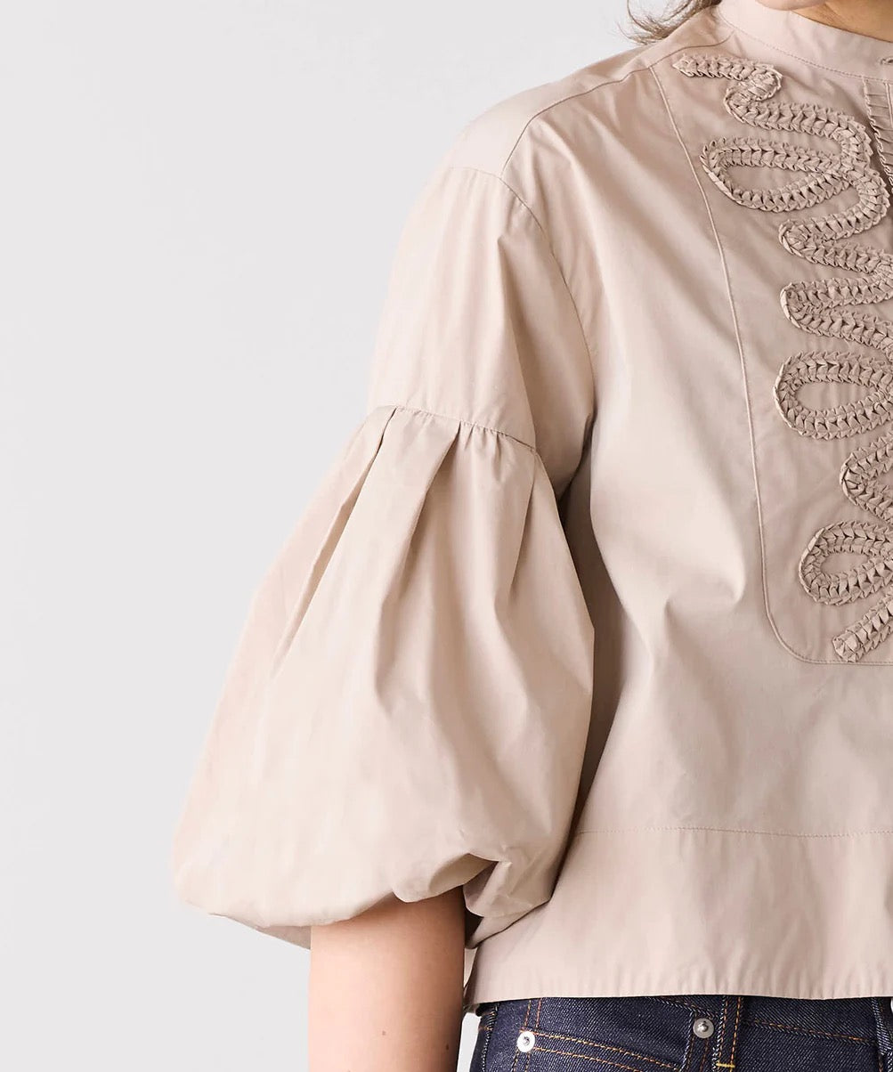 diamond tuck embroidery blouse